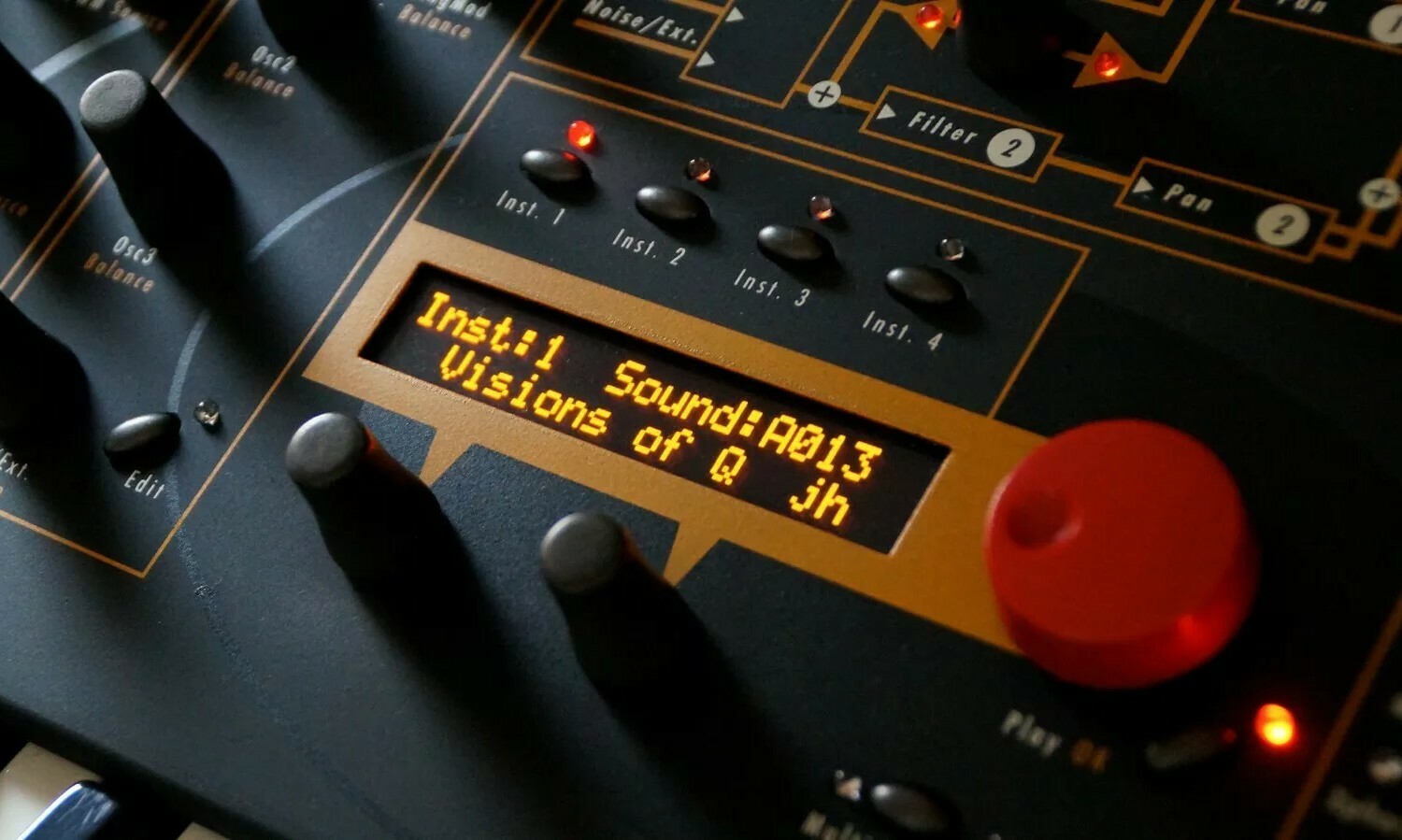 Waldorf Q Series / Micro Q Series / Rack Attack / Custom OLED Display !