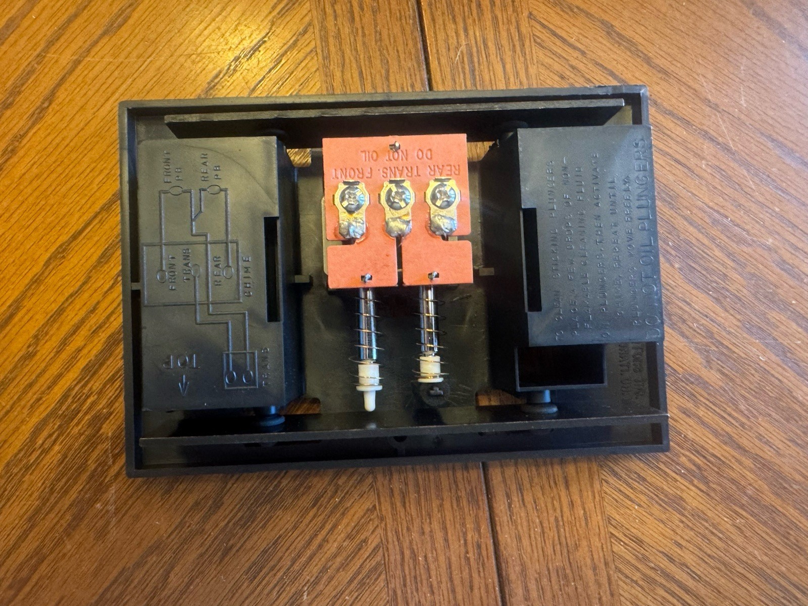 NuTone LB-12BG Contour Two-Note Door Chime