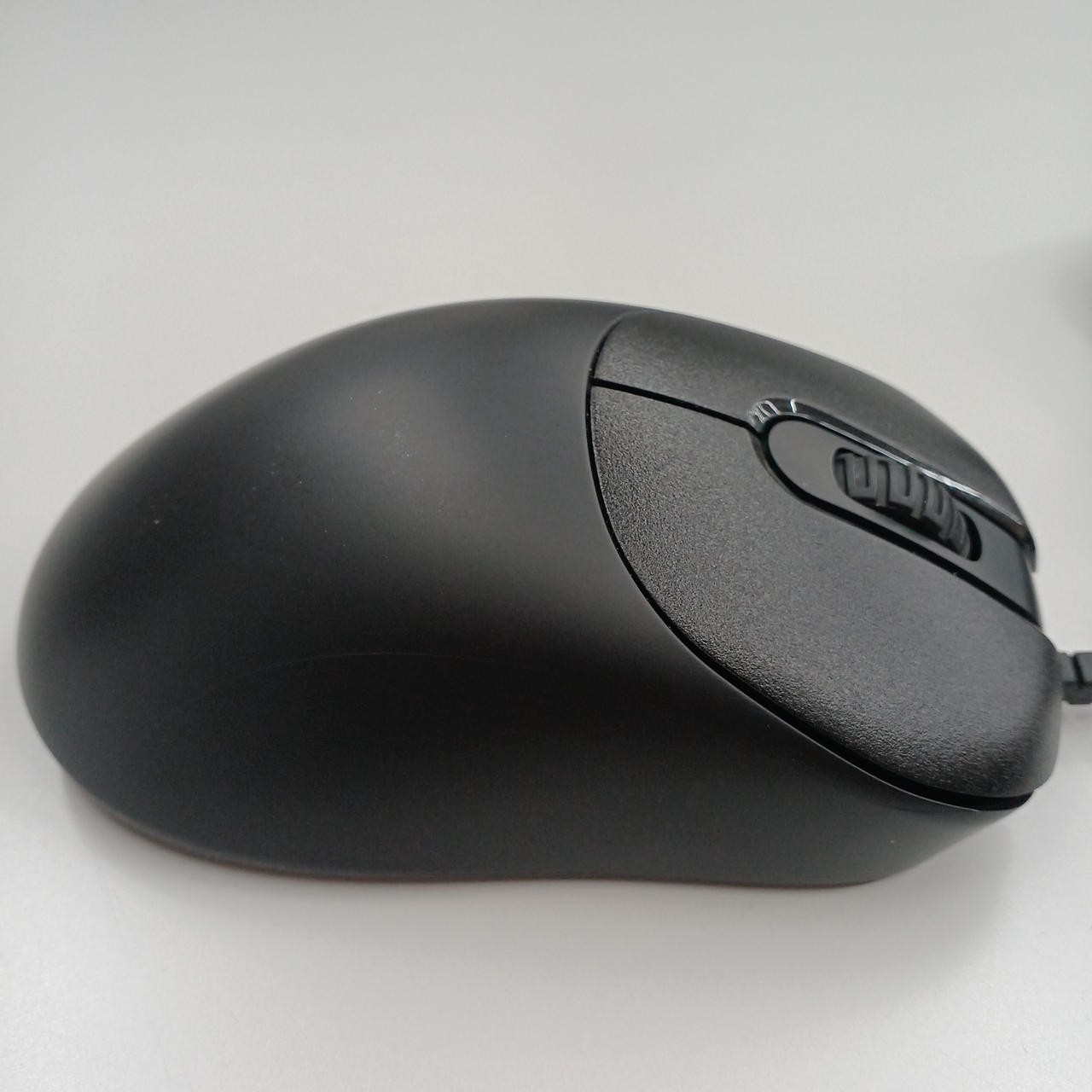 Gaming Mouse Model OUTSET AX VAXEE
