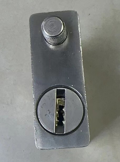 Heavy Duty Security Padlock D-Shaped Chain Lock 94mm Shipping Container Garage