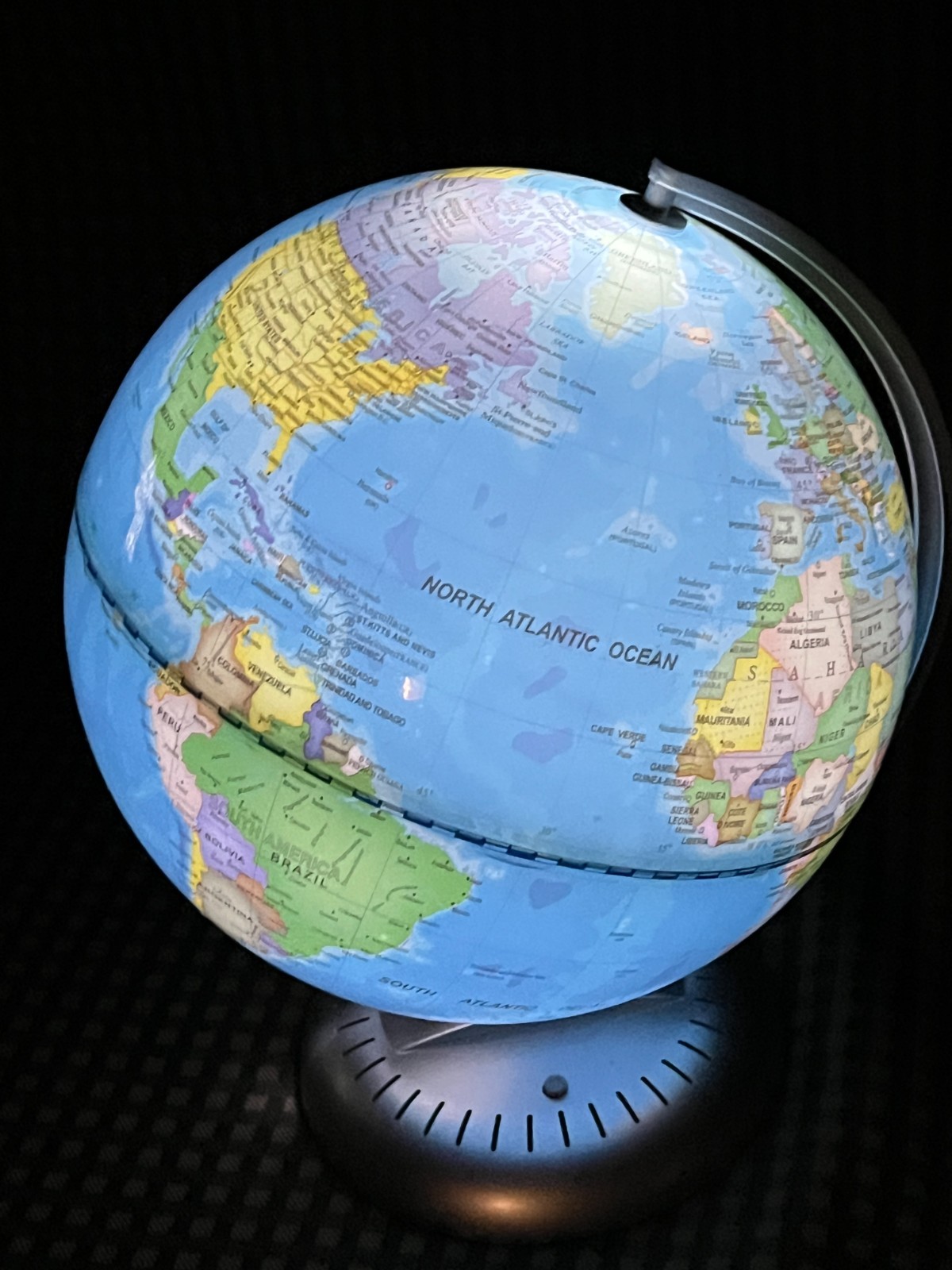 Illuminated 8" World Globe Desk Table Top Lamp Night Light Educational Plastic