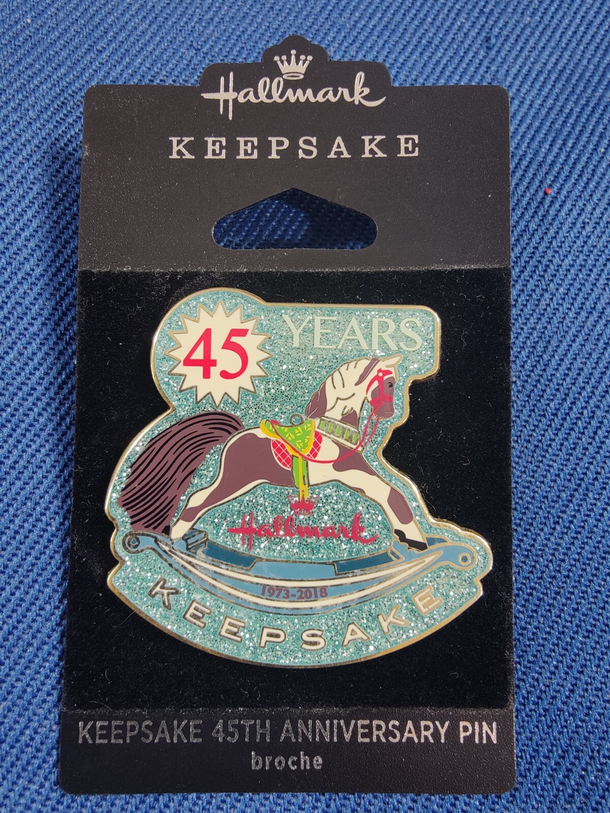 2018 HALLMARK KEEPSAKE 45TH ANNIVERSARY ROCKING HORSE LAPEL PIN