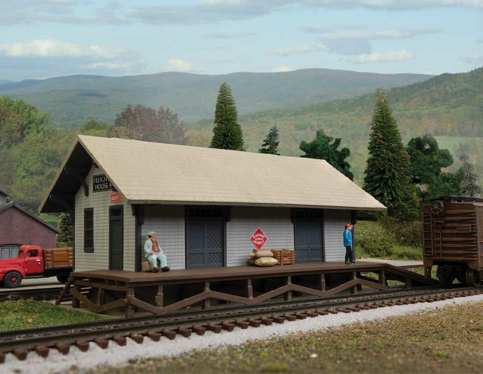 NEW Walthers 933-3895 Golden Valley Freight House Kit N Scale