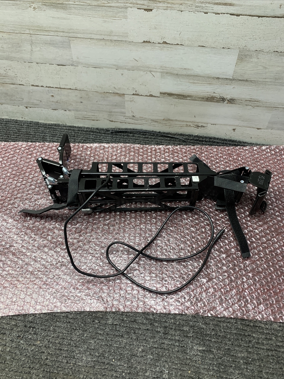Used Dell 0C057J Cable Management Arm