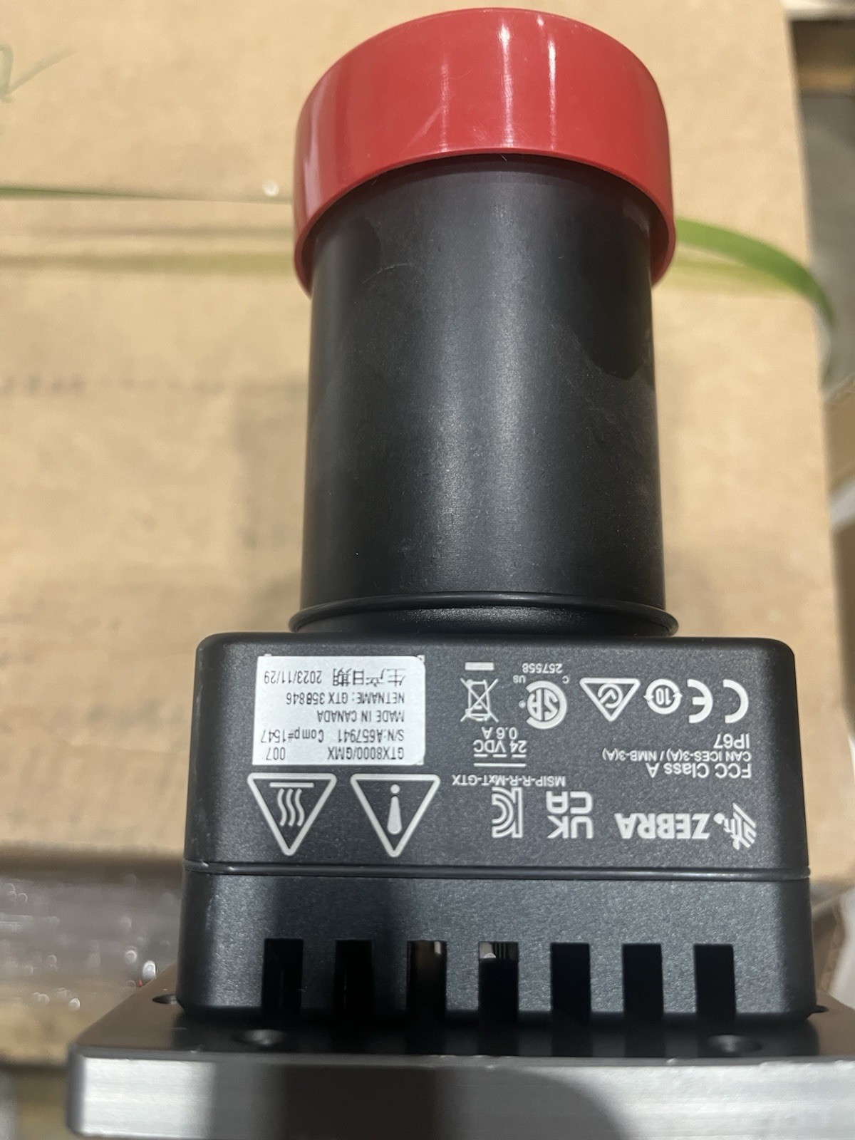 Zebra Iris GTX GTX8000/GMX Industrial Camera Mounted on XY Positioning Stage