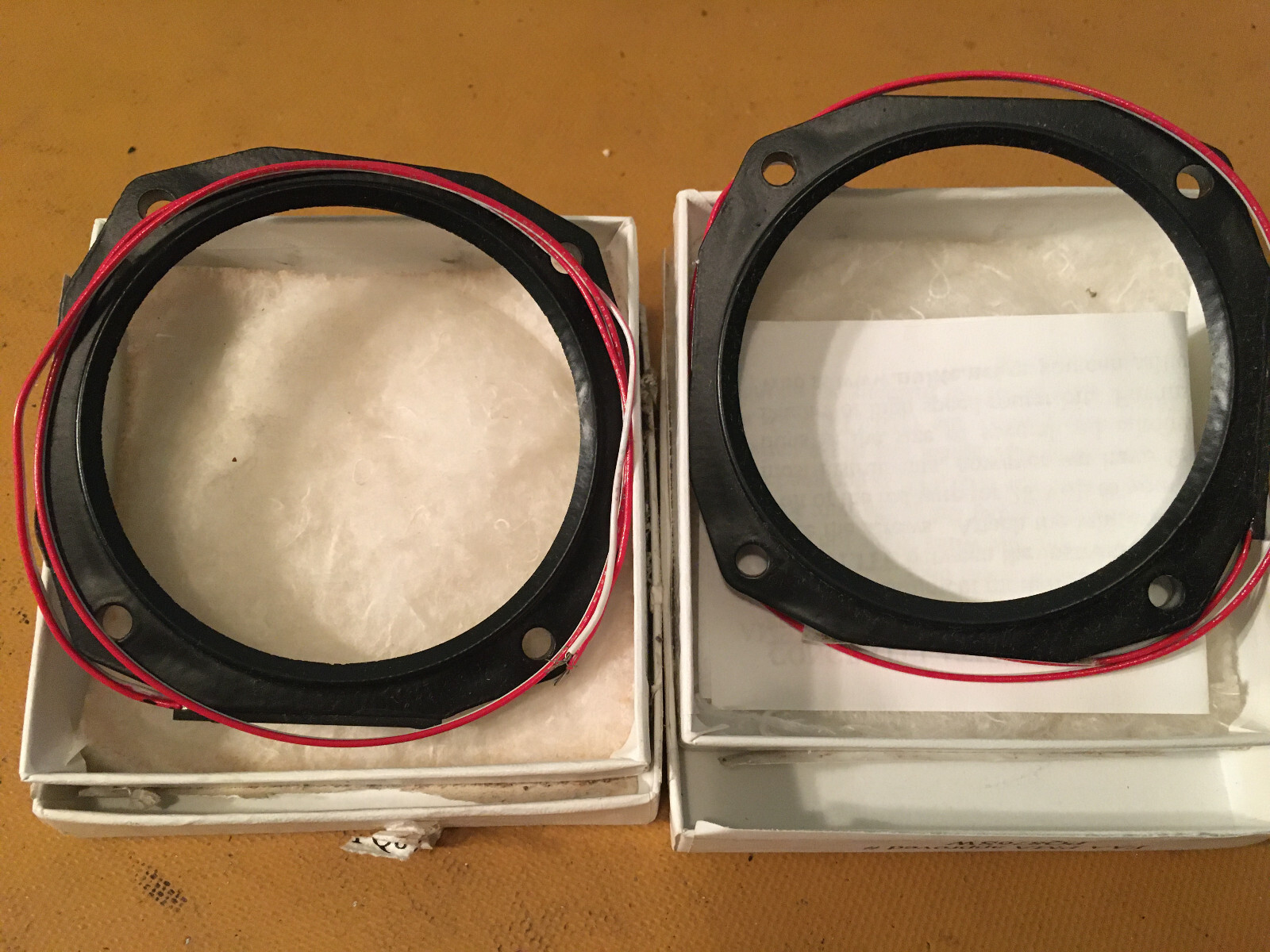 2 Nulite LX3028 Dimmer Lamp, 28volt