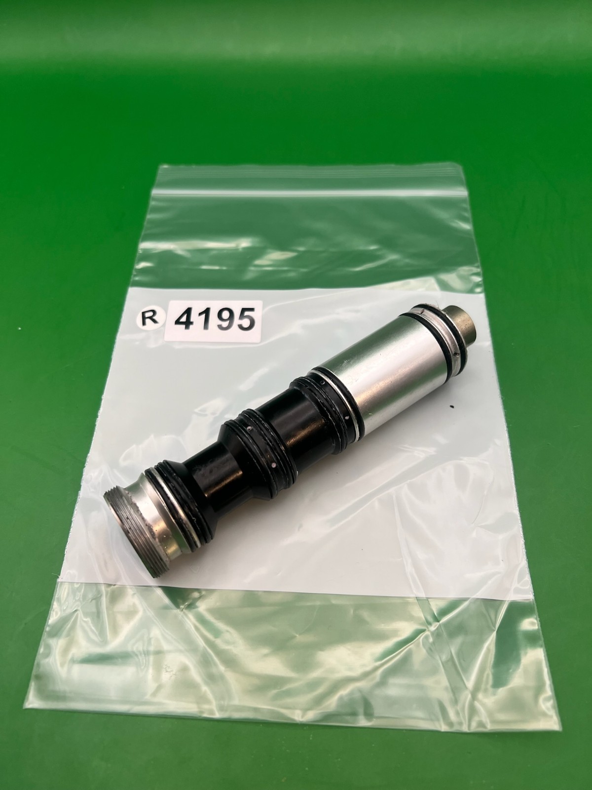 Complete Shocker Bolt Kit with HE bolt