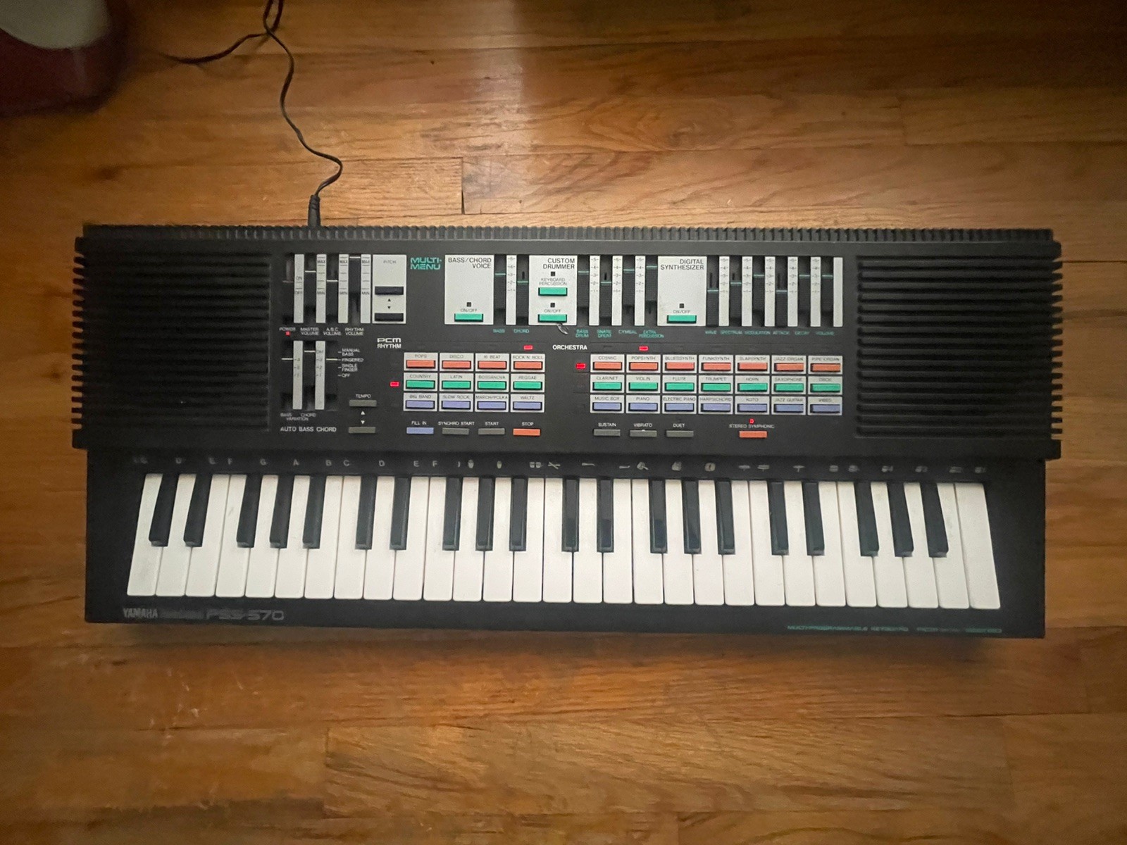 Yamaha Portasound PSS-570 Programmable Keyboard Synthesizer PCM Excellent