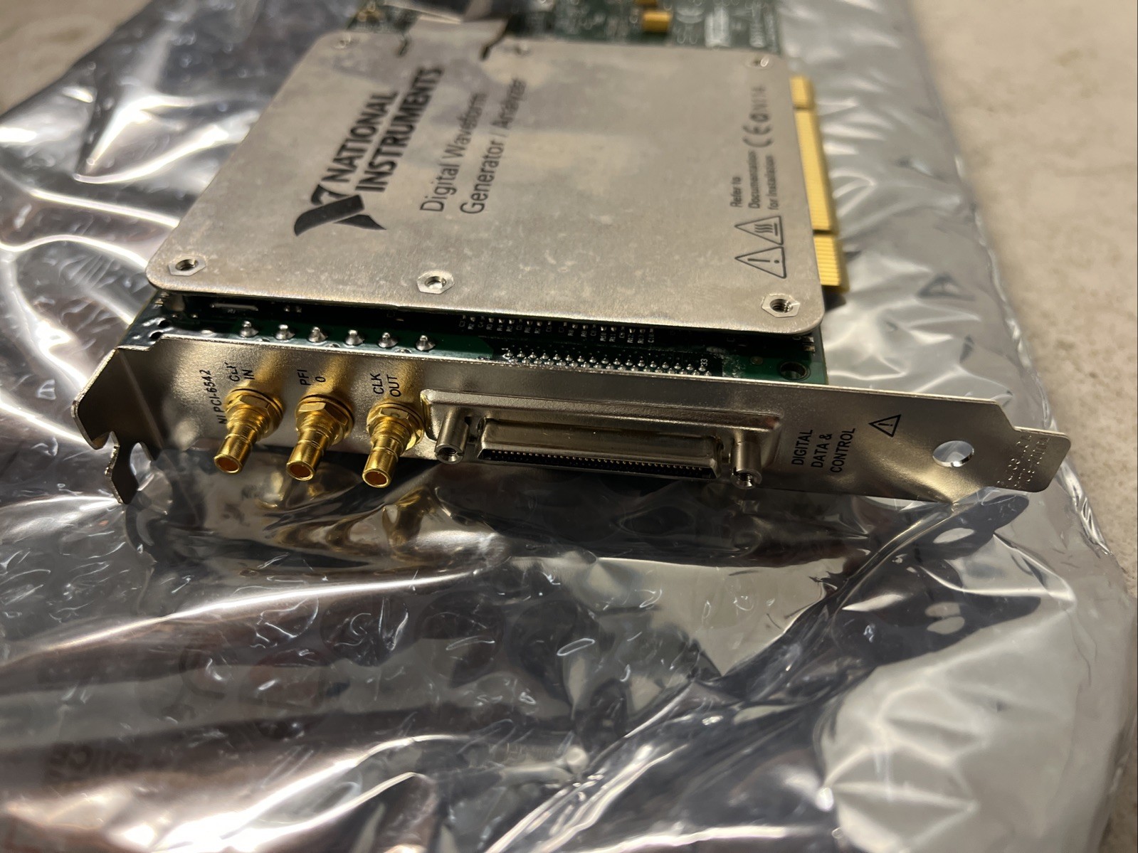 National Instruments PCI-6542 Digital Waveform Generator/Analyzer