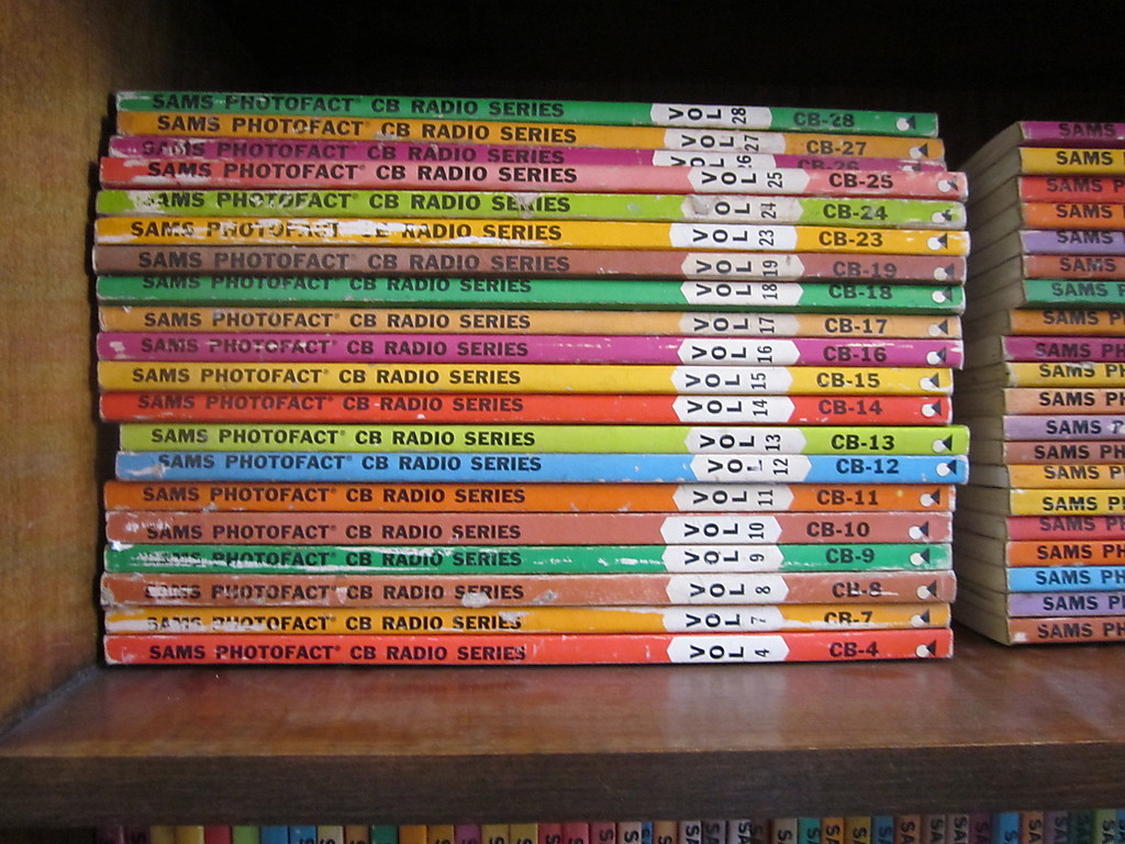 Sams Photofact CB Radio Series Service Manuals Between Volumes  29 and 200 #0319