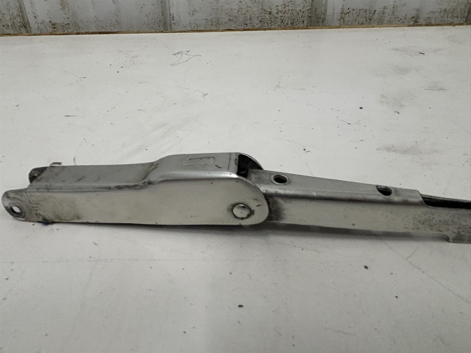 Luscombe Model 8 Window Latch Prop