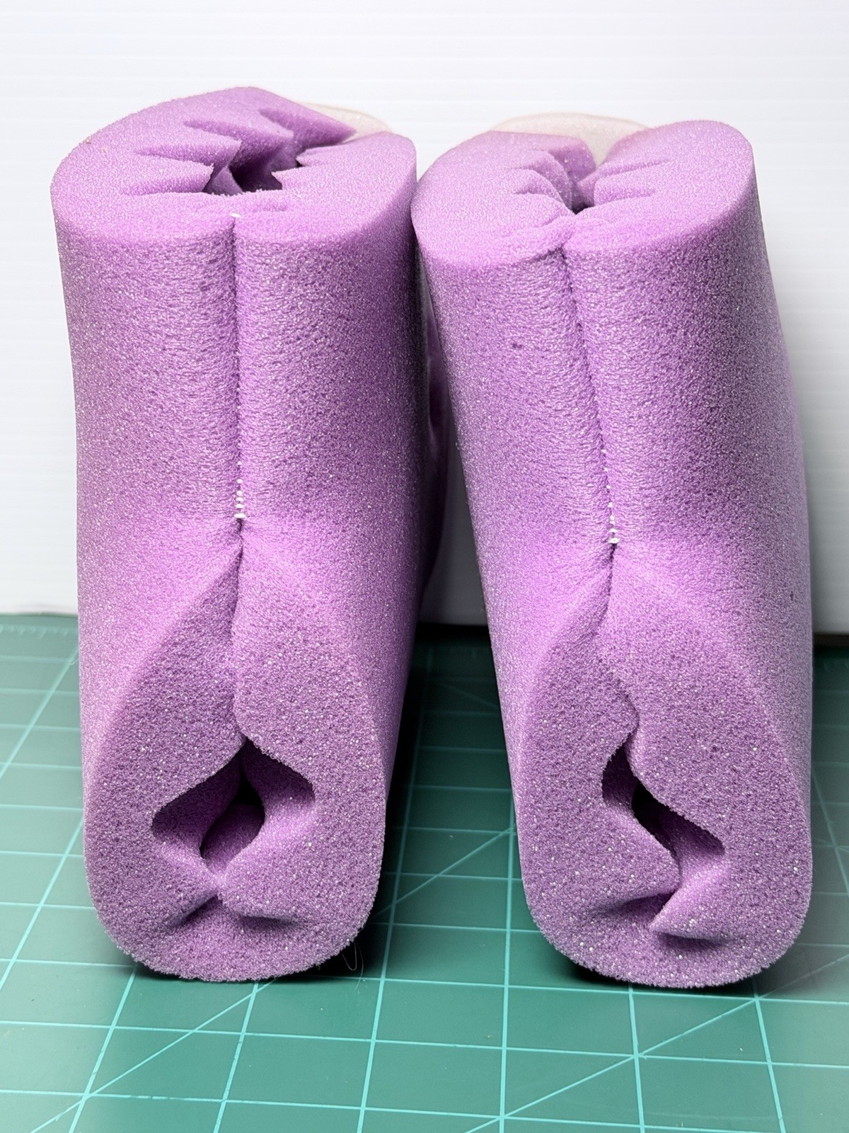 Heel Protectors Foam Cushion With Strap for Pressure Sores and Pain Relief