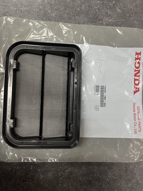 Genuine Honda Outlet Assembly Rear Air 75450-TBA-A02