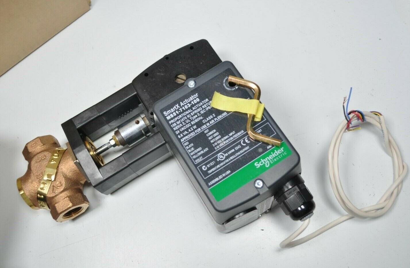 NEW Schneider SmartX VS-7273-804-4-4 Actuated Valve Assembly 1/2" Full Port 2Way