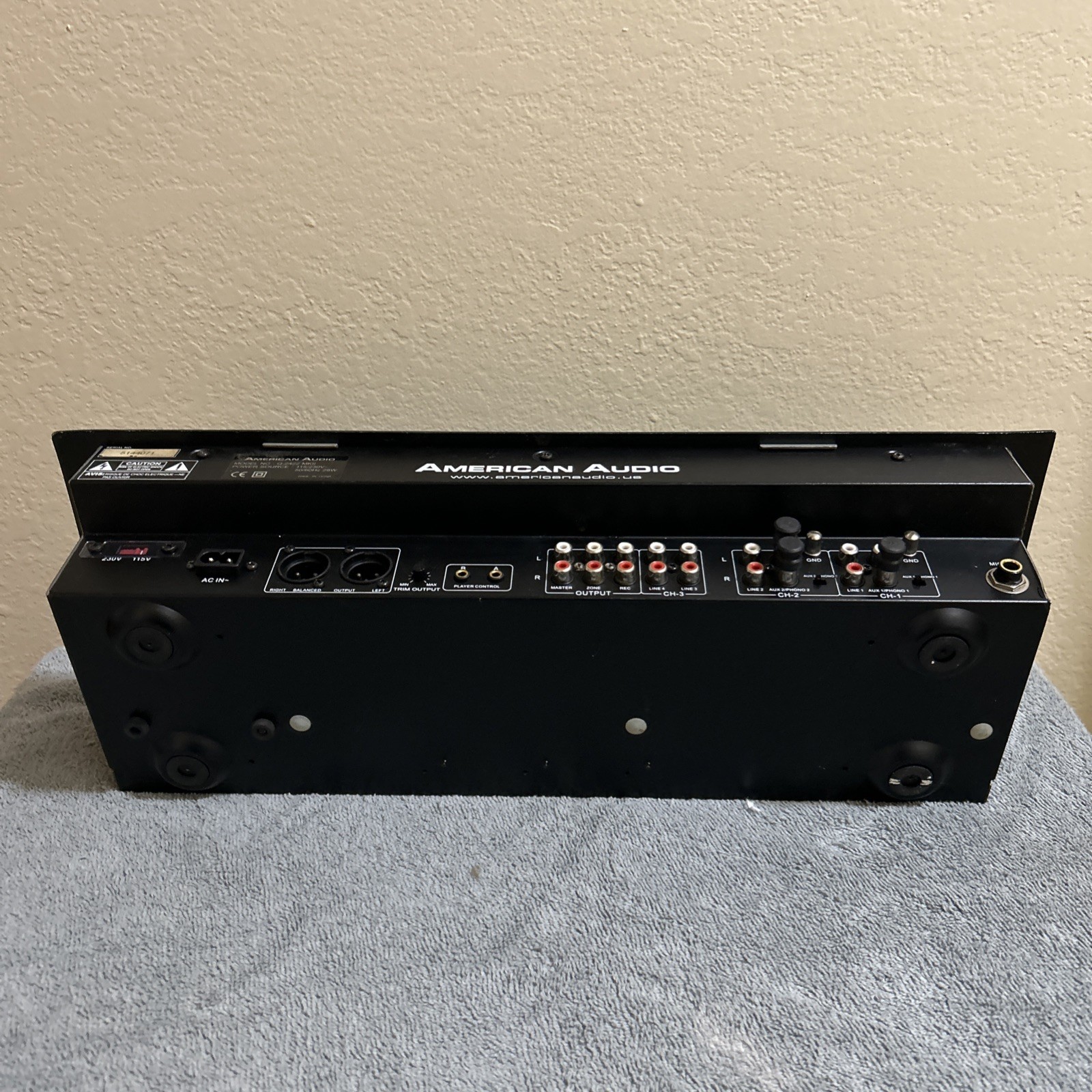 American Audio Q-2411Pro 4 Channel DJ Mixer - WORKS Needs Power