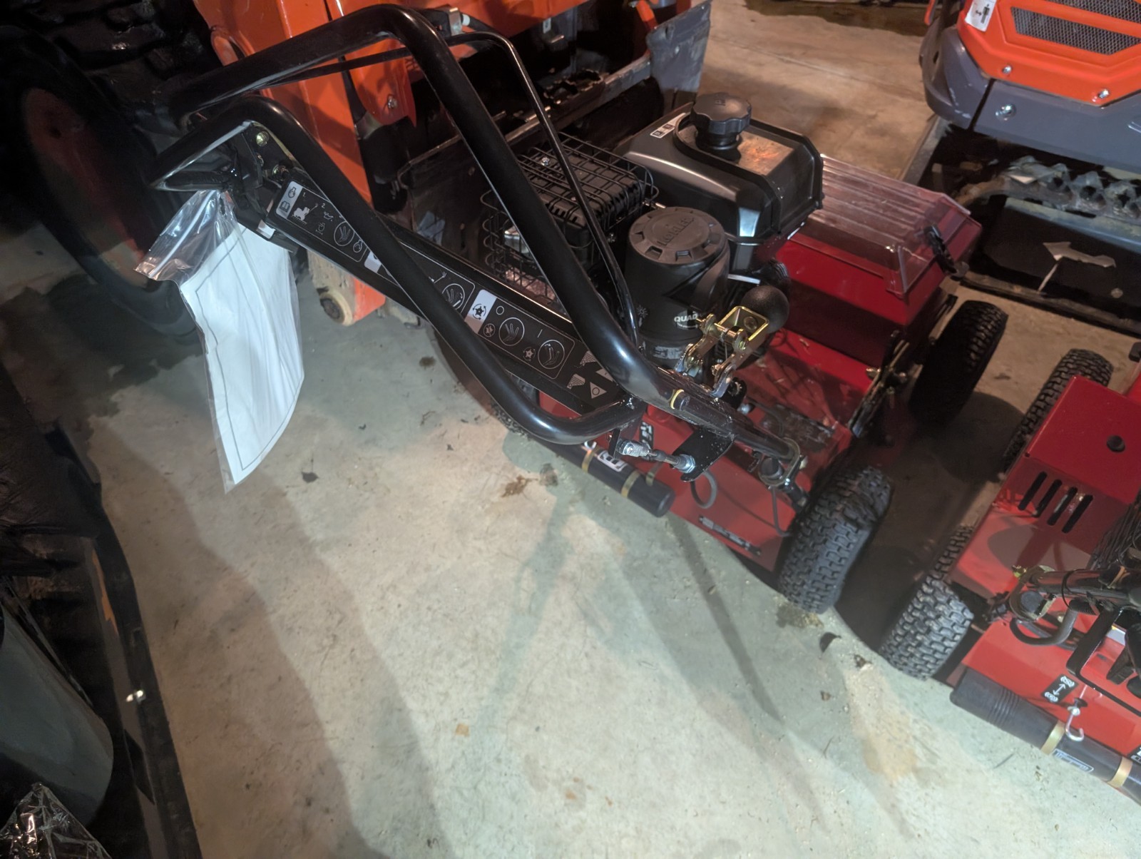 20" Toro 23508 hydraulic slit seeder