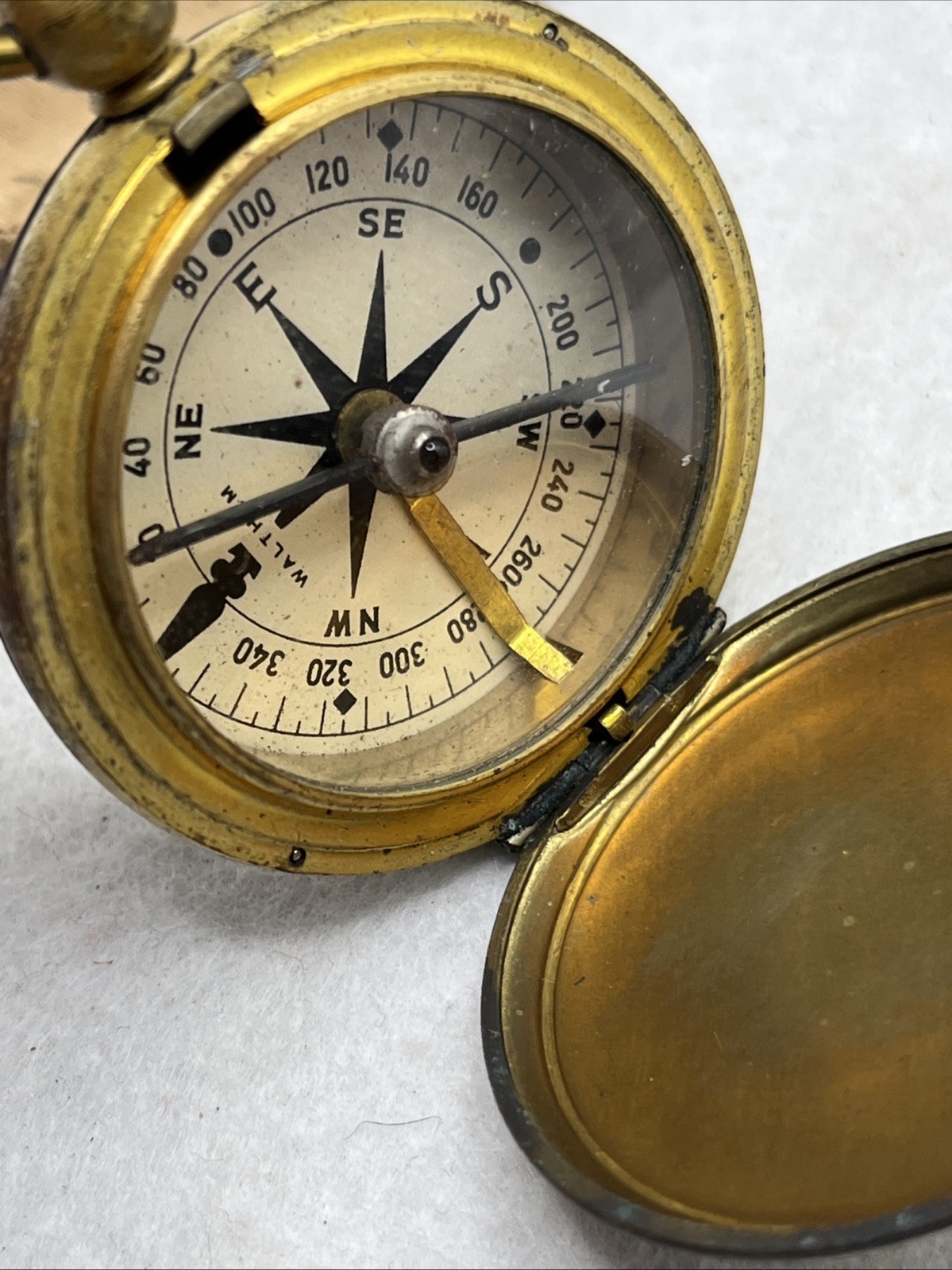 WALTHAM WW2 COMPASS