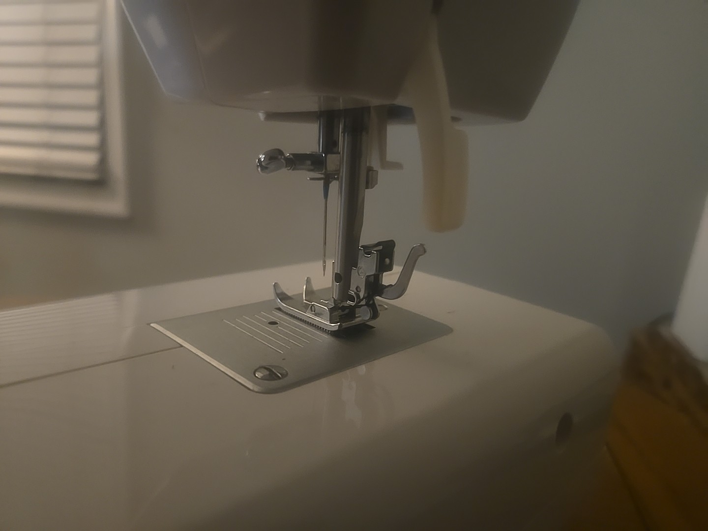 SINGER Simple 2263 Sewing Machine W/ Pedal ***TESTED+WORKS/GREAT CONDITION***
