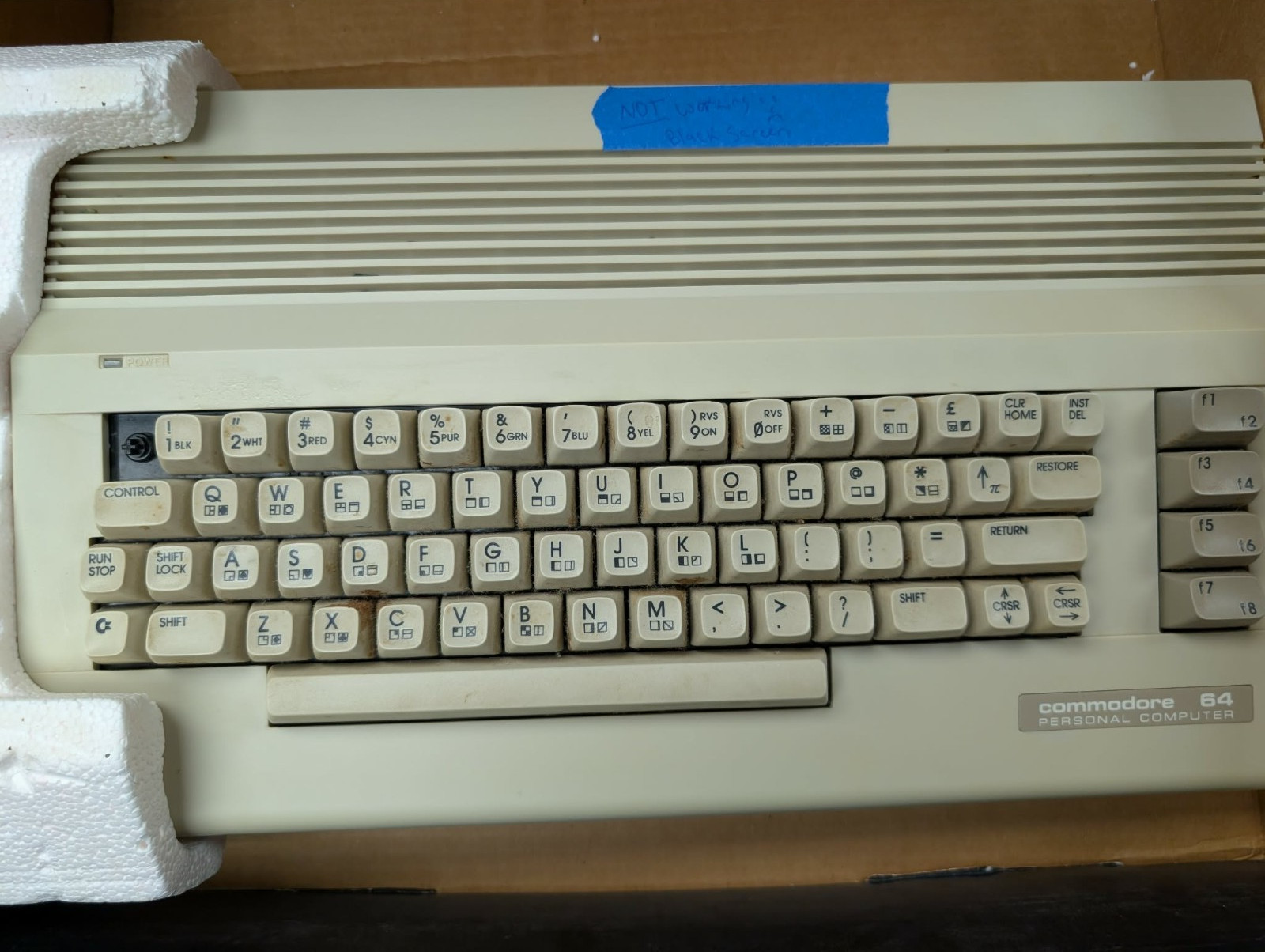 Lot 2 Commodore 64 C C64 Computer Consoles w/Boxes 1 Works 1 Broken No Accessory