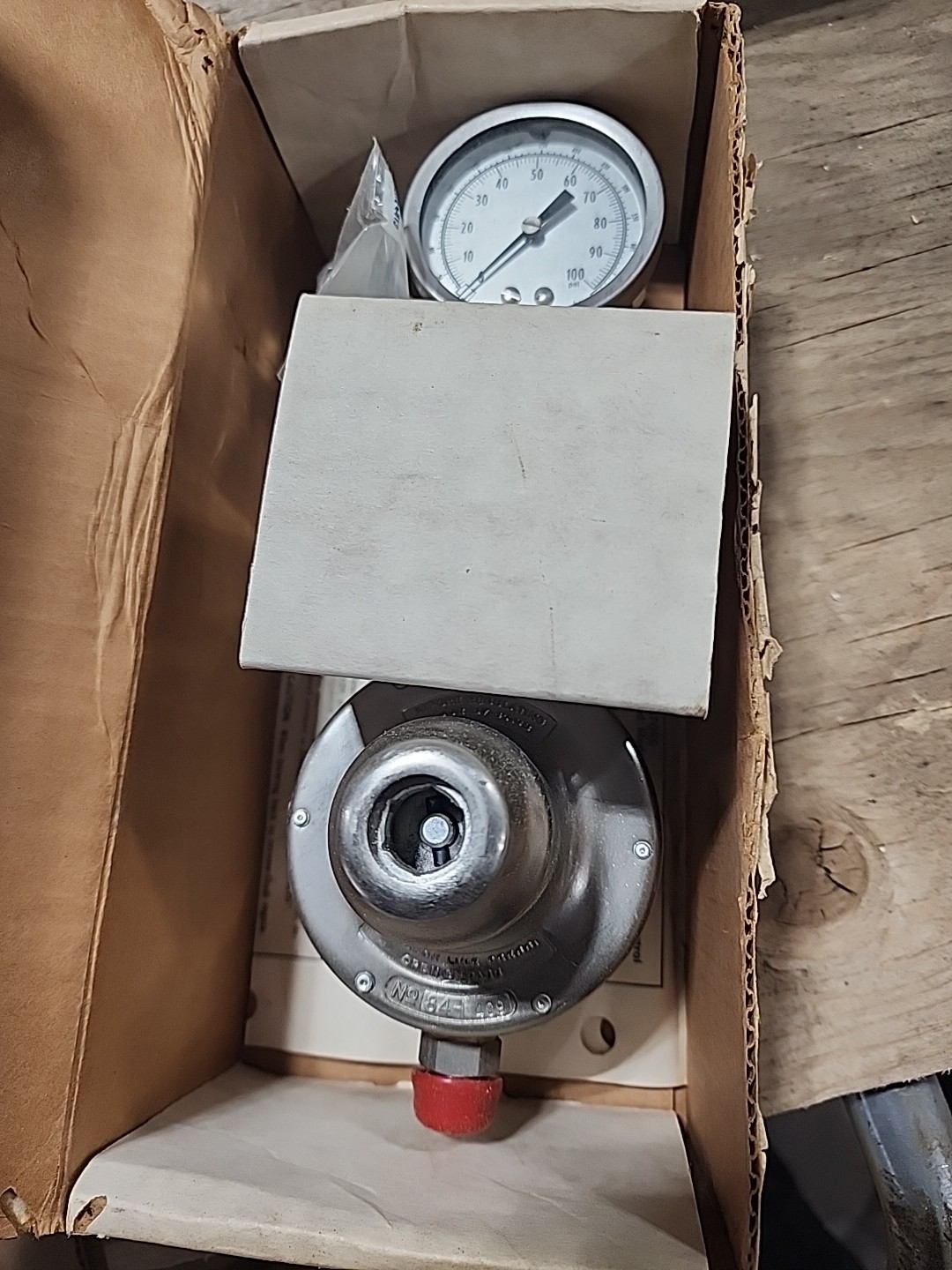 BINKS 84-409 Fluid Regulator and Gage Assembly New Old Stock