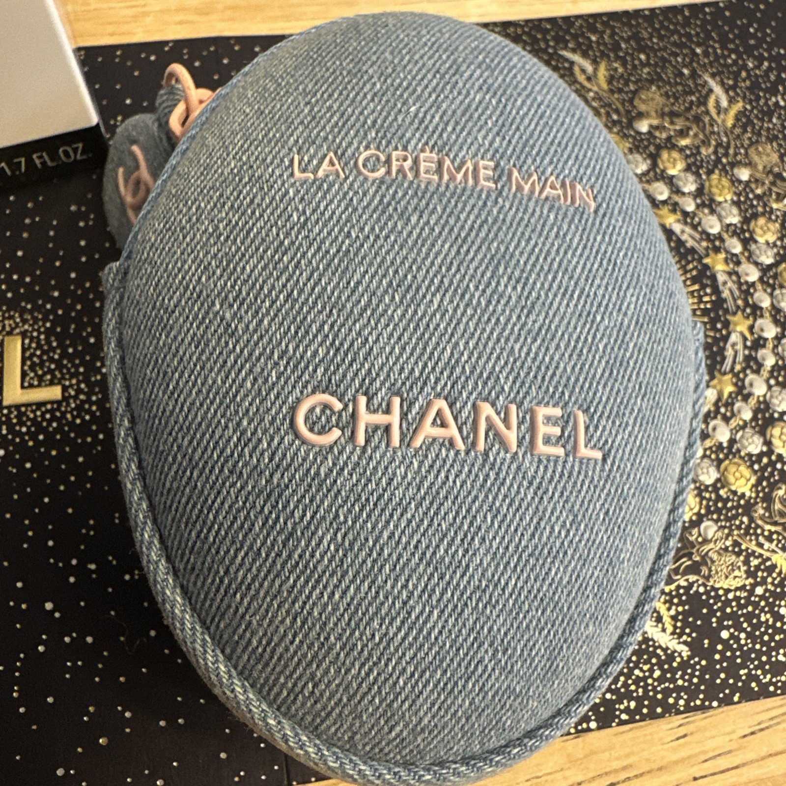 CHANEL LA CRÈME MAIN Hand Cream & Denim Pouch - 2026 Denim Limited Edition BNIB