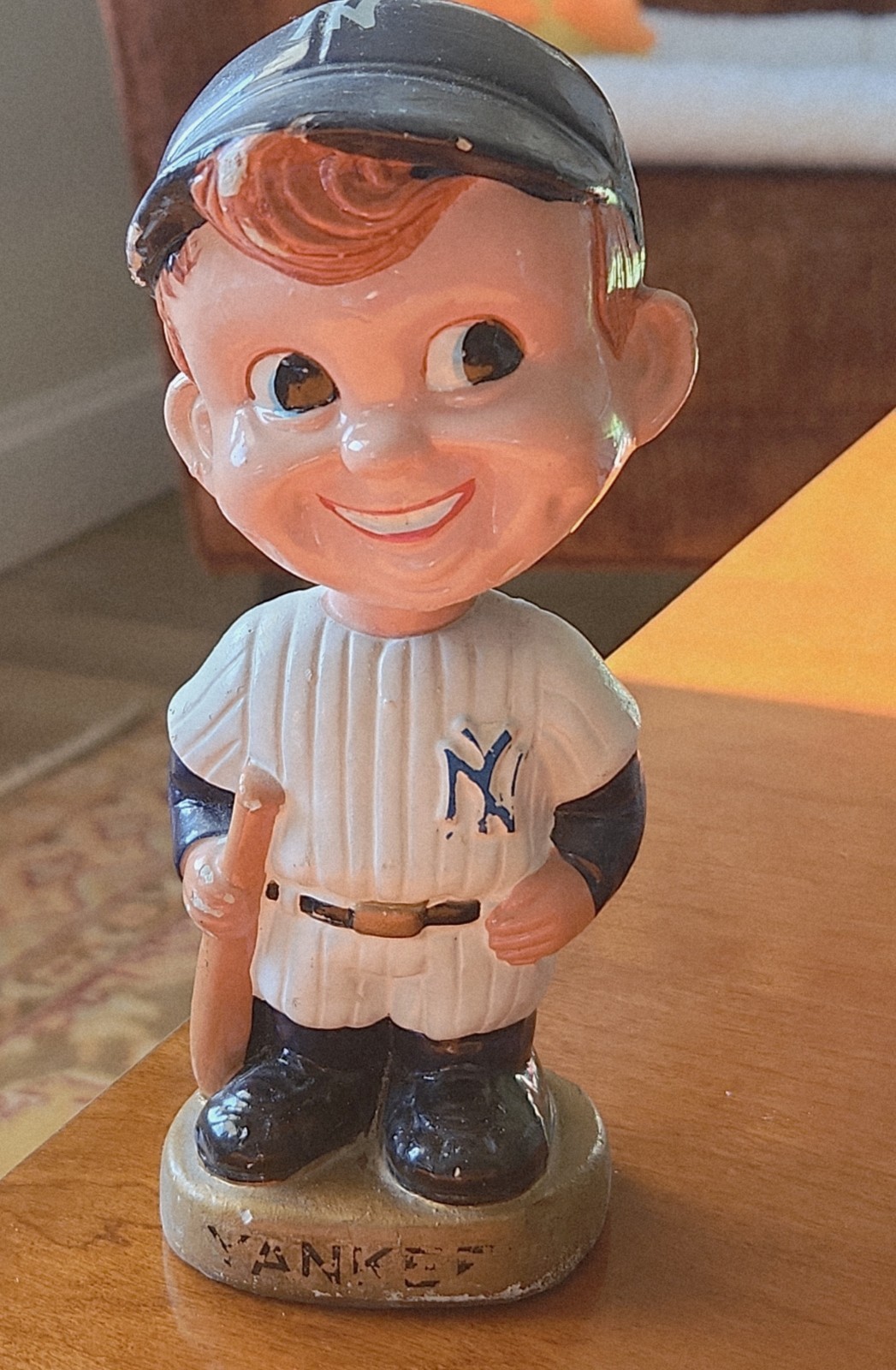 Vintage 1960's NY Yankees Bobblehead Sports Specialties Japan Gold Base Original