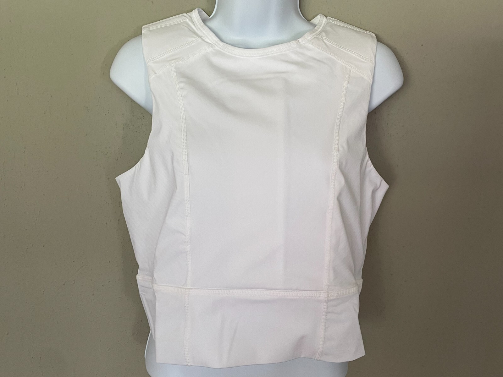 Ultra Concealable SAFARILAND F1 Female Armor Carrier Large White T Shirt