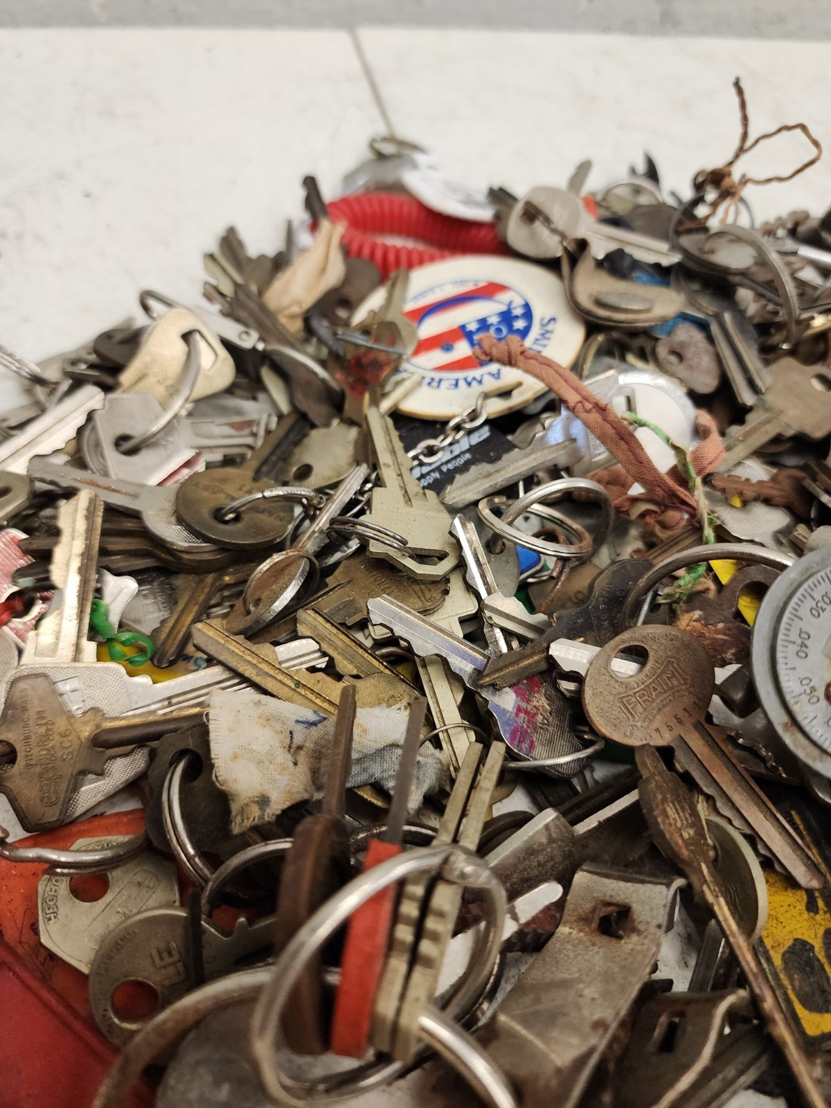 Keys Qty 100+ Assorted Mix, Various Kinds, Great for Crafts.