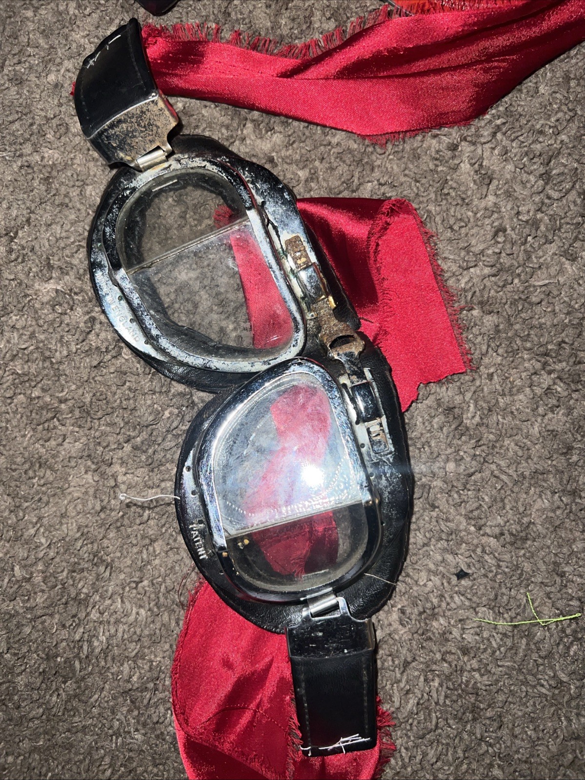 WWII STADIUM MADE IN ENGLAD PILOT GOGGLES As Is No Straps