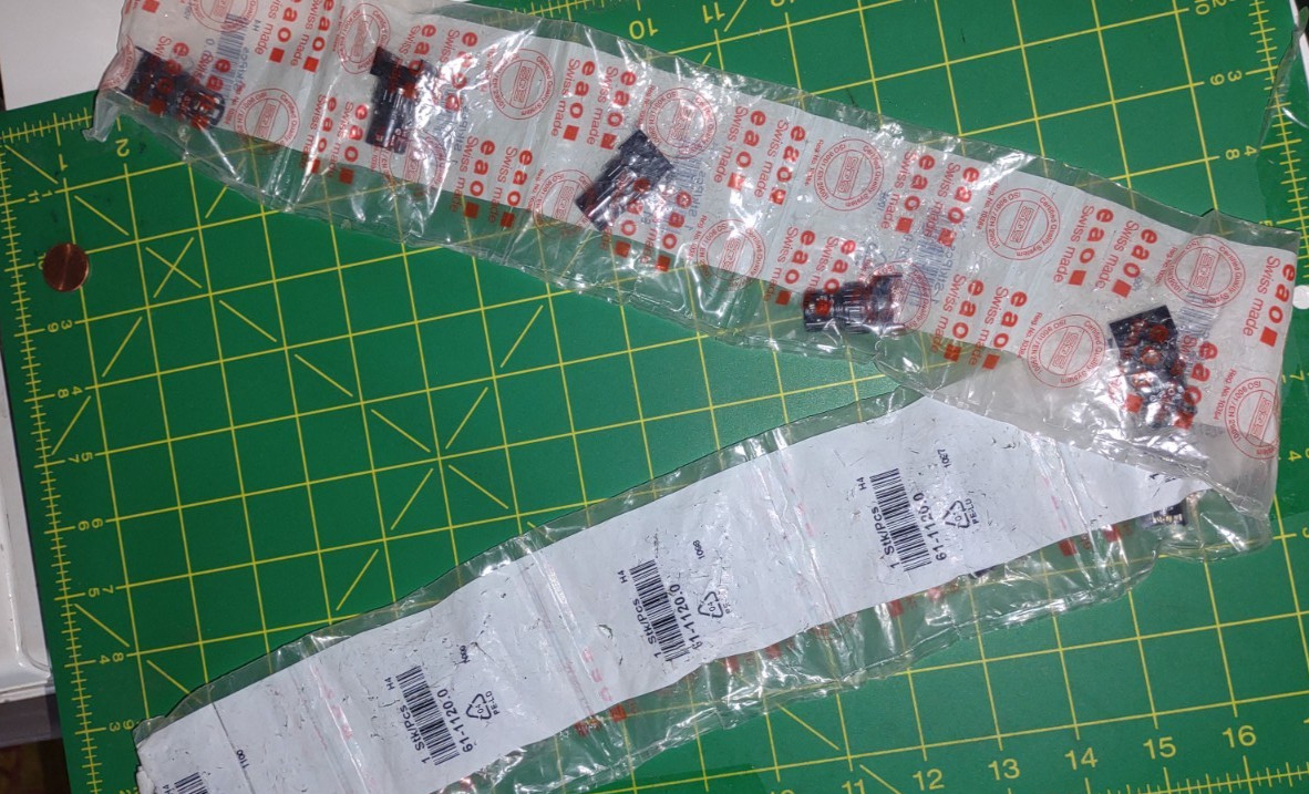 EAO 61-1120.0 Pushbutton Switch Actuators PSHBUTN Actuator lot of 10 NEW