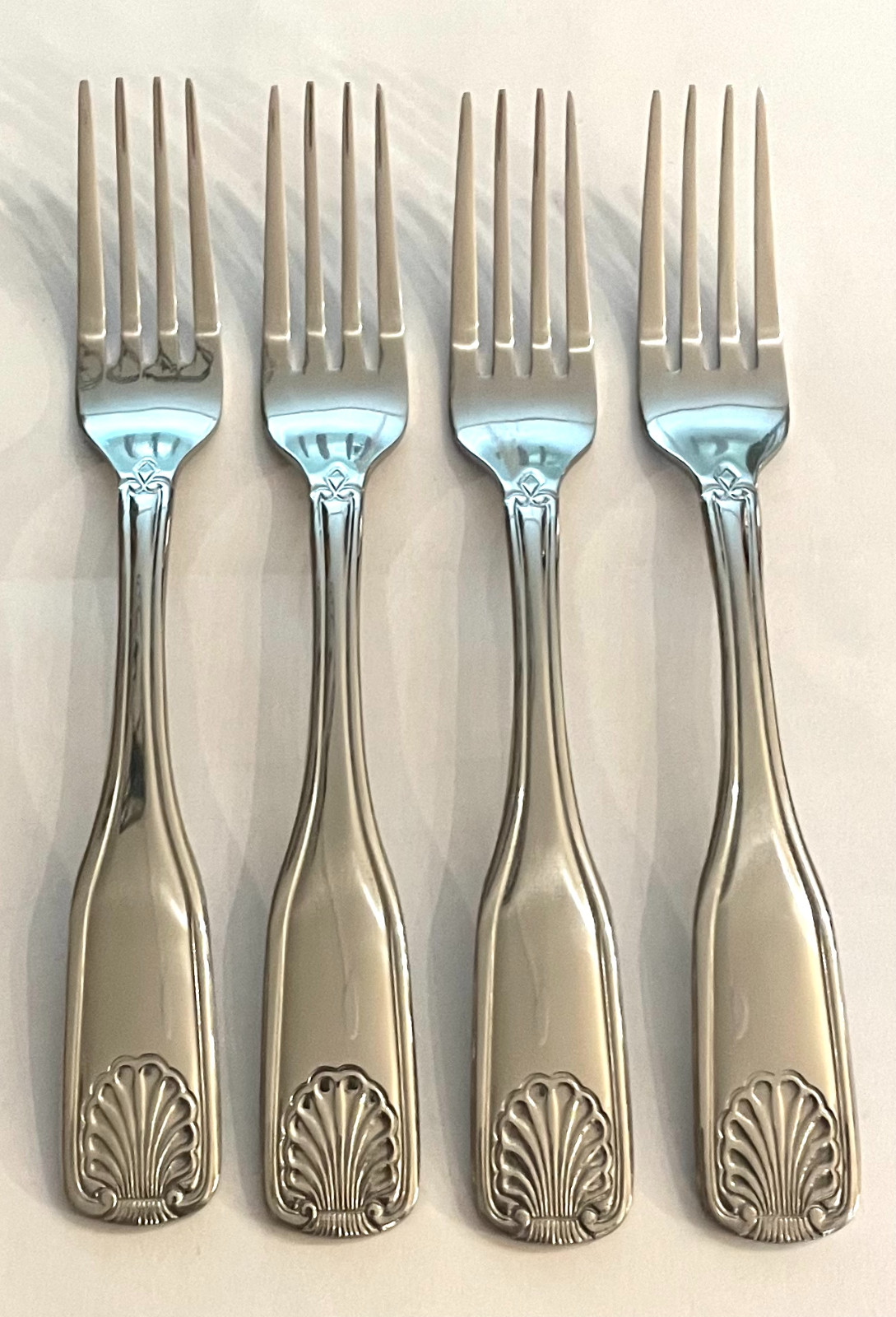 NEW Lot of 4, 12 or 36 + SYSCO Surf Dinner Forks 18-0 Stainless Steel, Seashell
