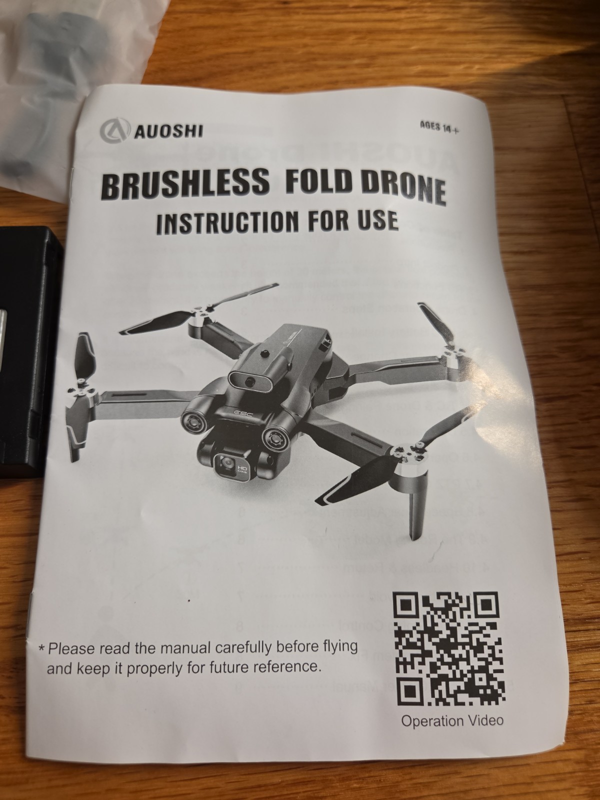 Auoshi E58 Brushless Foldable Quadcopter with Camera, Controller, Battery, Case