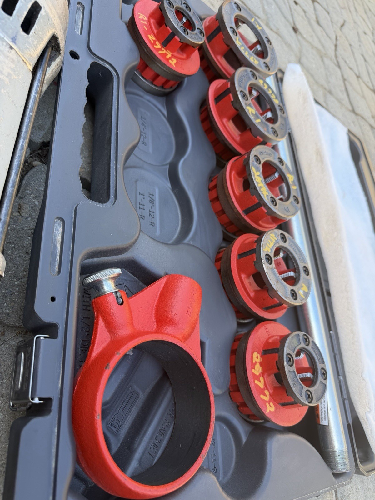 Ridgid 700 Pipe Threader Machine W/ Dies