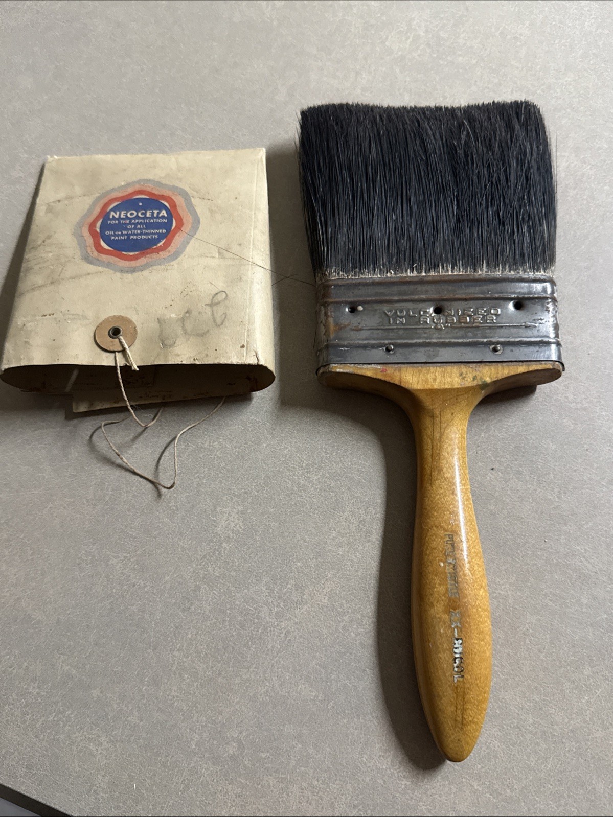 Vintage NEOCETA 4 inch Pure Bristle Paint Brush Vulcanized In Rubber XX-RUGOL