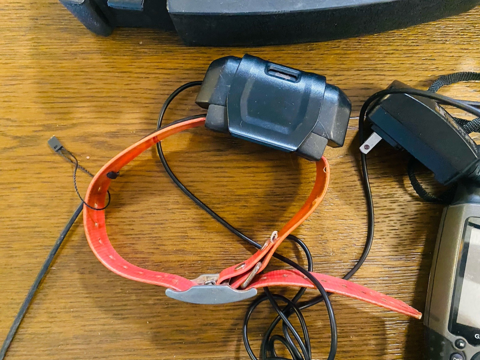 Garmin Astro 220 GPS Dog Tracking System Bundle + Two DC40 Collars Free Shipping