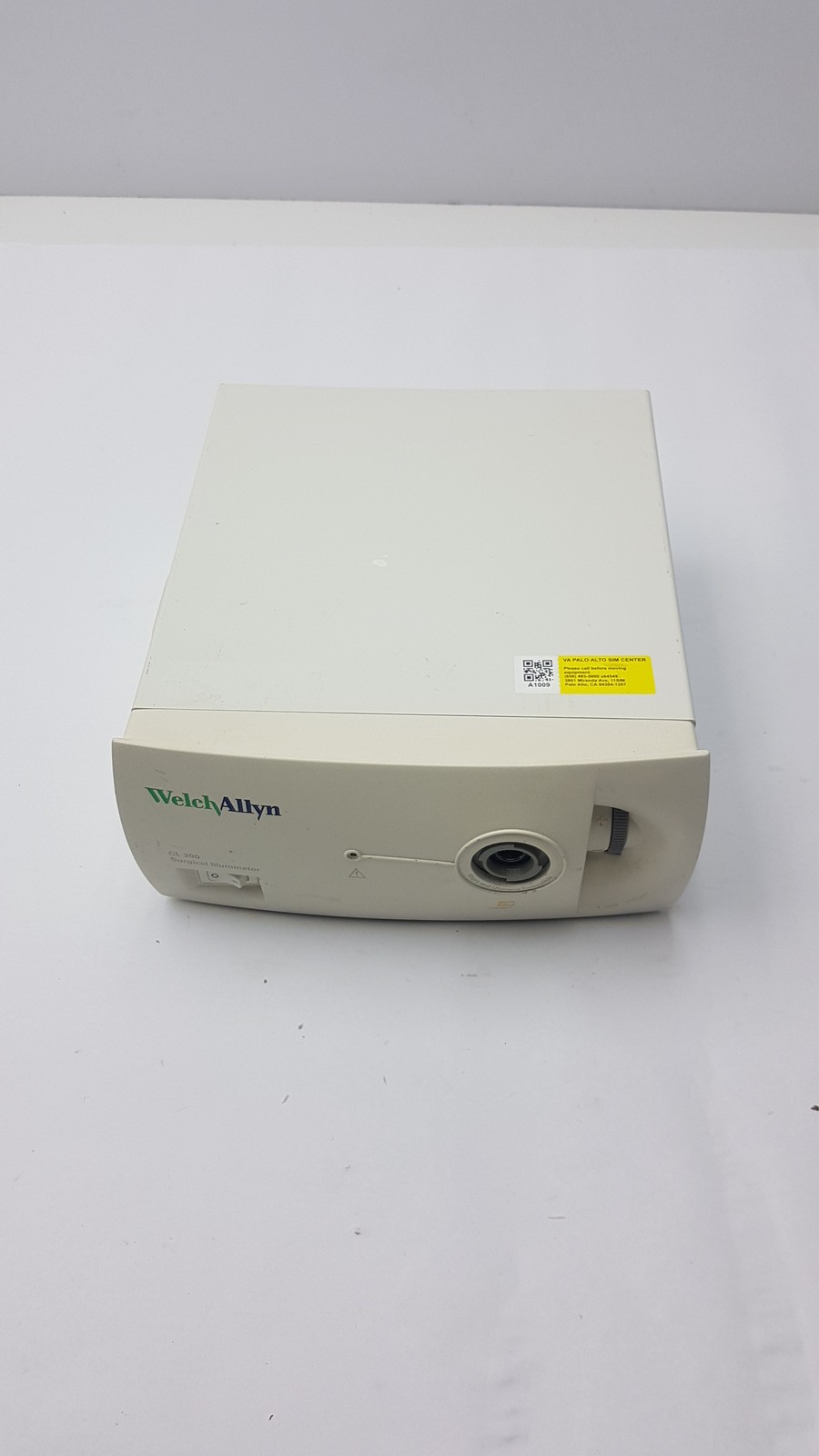 Welch Allyn CL300 Illuminator Light Source 90123, 120 V, 5.0 Amps