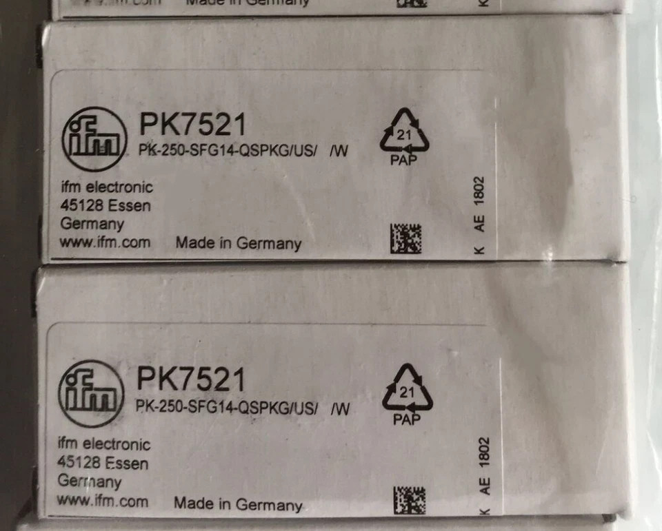 One New IFM PK7521 Pressure Sensor