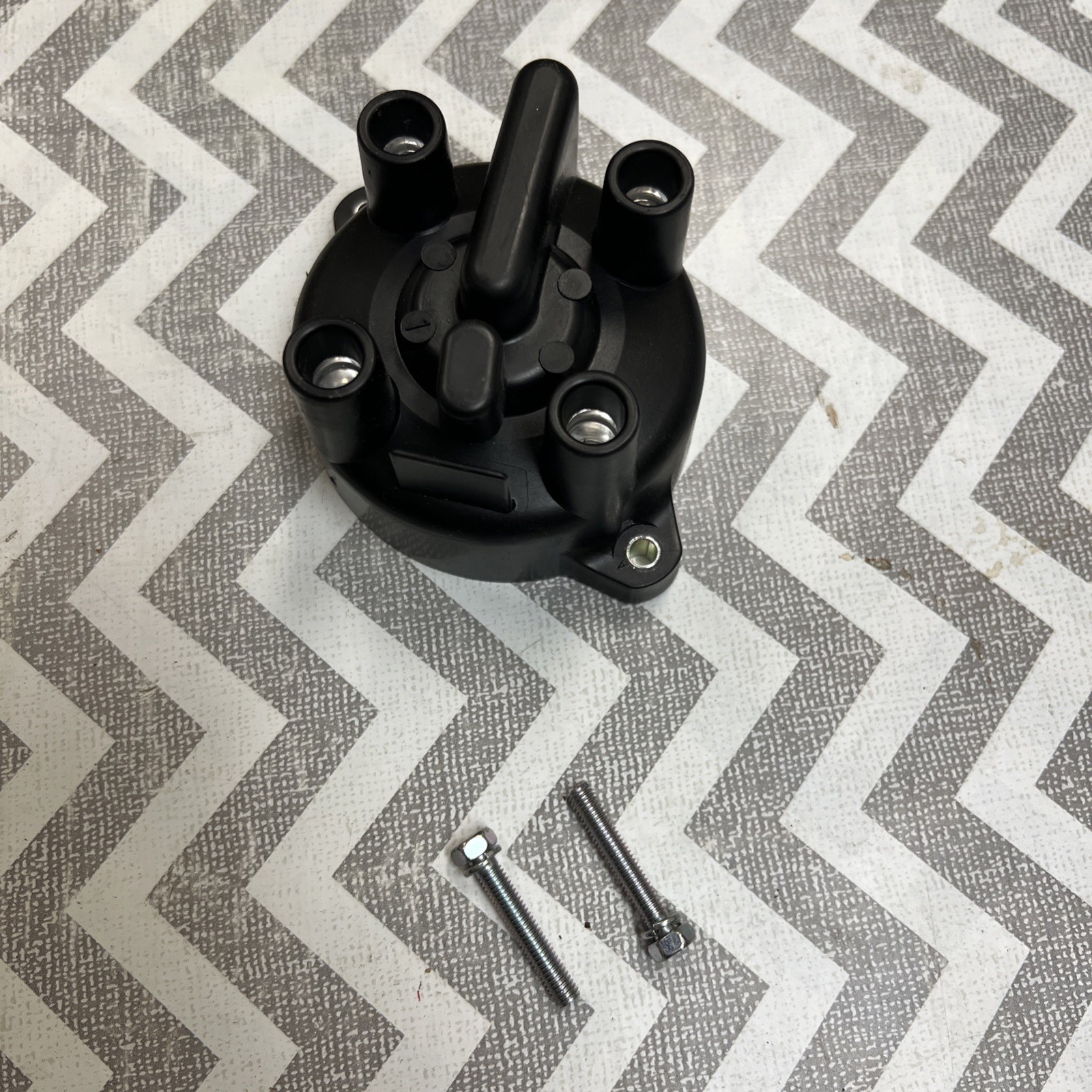 Standard JH224 Distributor Cap! Free Shipping!
