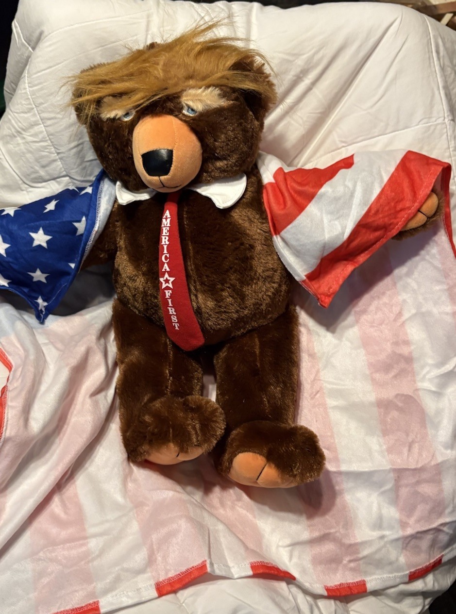 Trumpy Bear 22 Deluxe Plush Zipper Pouch W/ COA and Rare AMERICA FIRST Tie! USA
