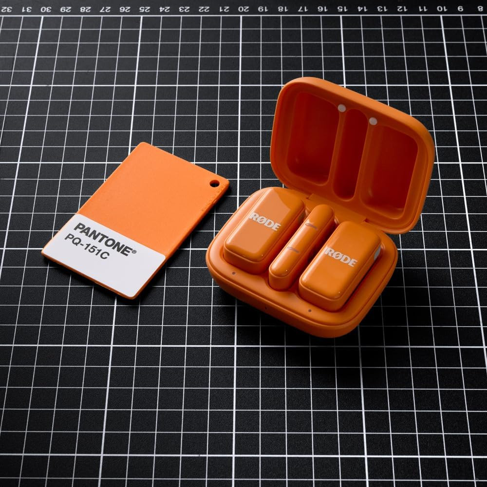 Compact Wireless Microphone Set for Smartphones - 2 Mics & Charging Case, Orange