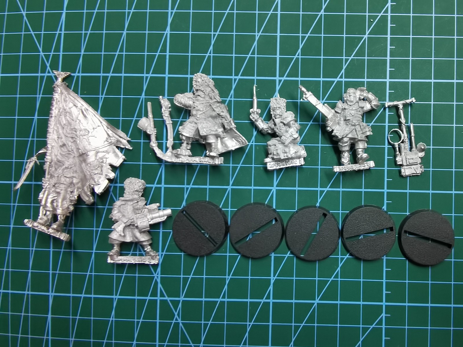 Best-selling Vostroyan Command Squad (metal) SS