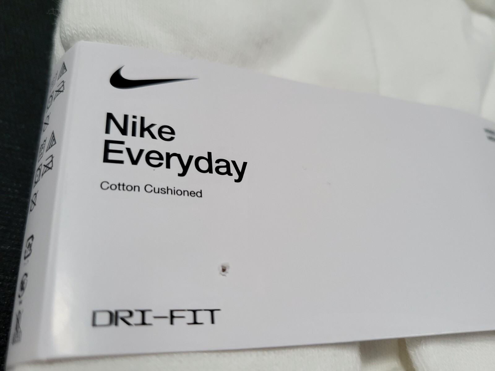 Nike Mens Everyday Ankle Cut -Cotton White Socks Pairs 6 Prs DRI-FIT SZ 8-12