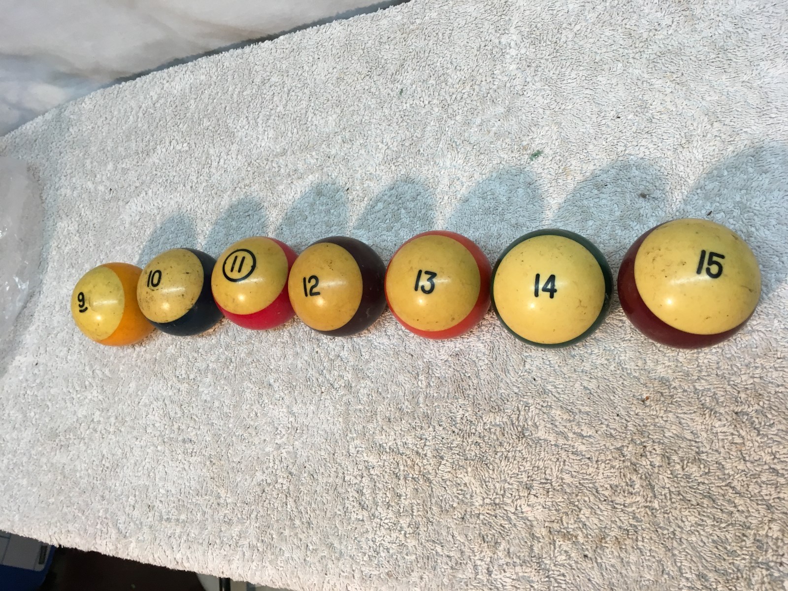 Vtg Pool Ball game  Numbers 9 10 11 12 13 14 15 Stripes 2 1/4in Sporting Game