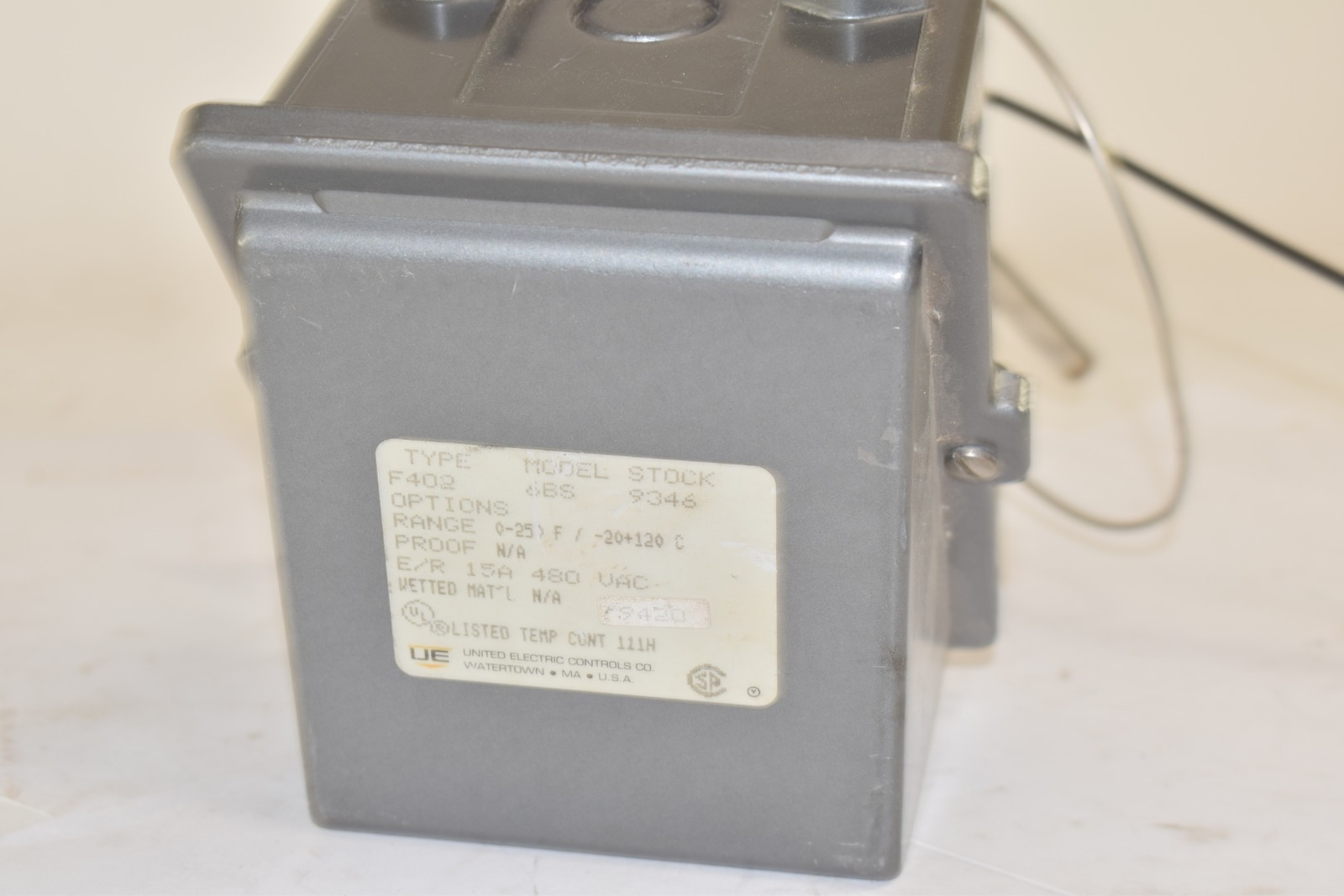 United Electric Type: F402 Model: 6BS Temperature Controller