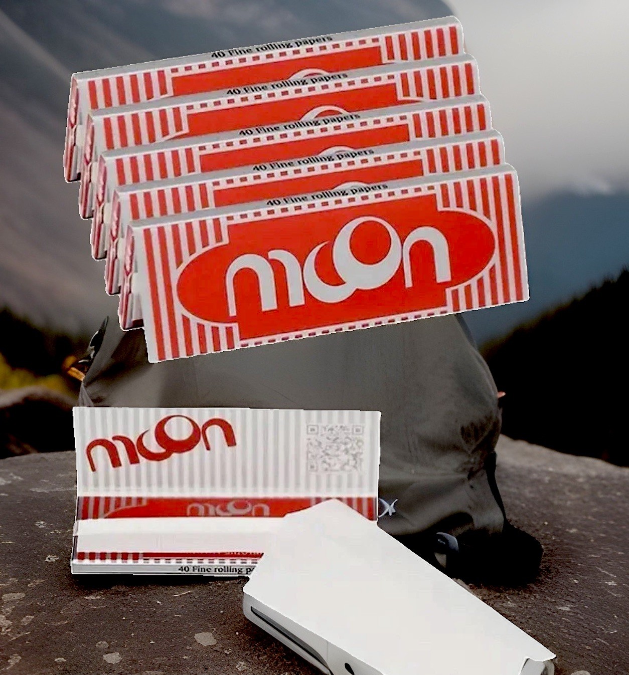 50 Packs Full Box MOON Rolling Papers 70mm Red Short Size