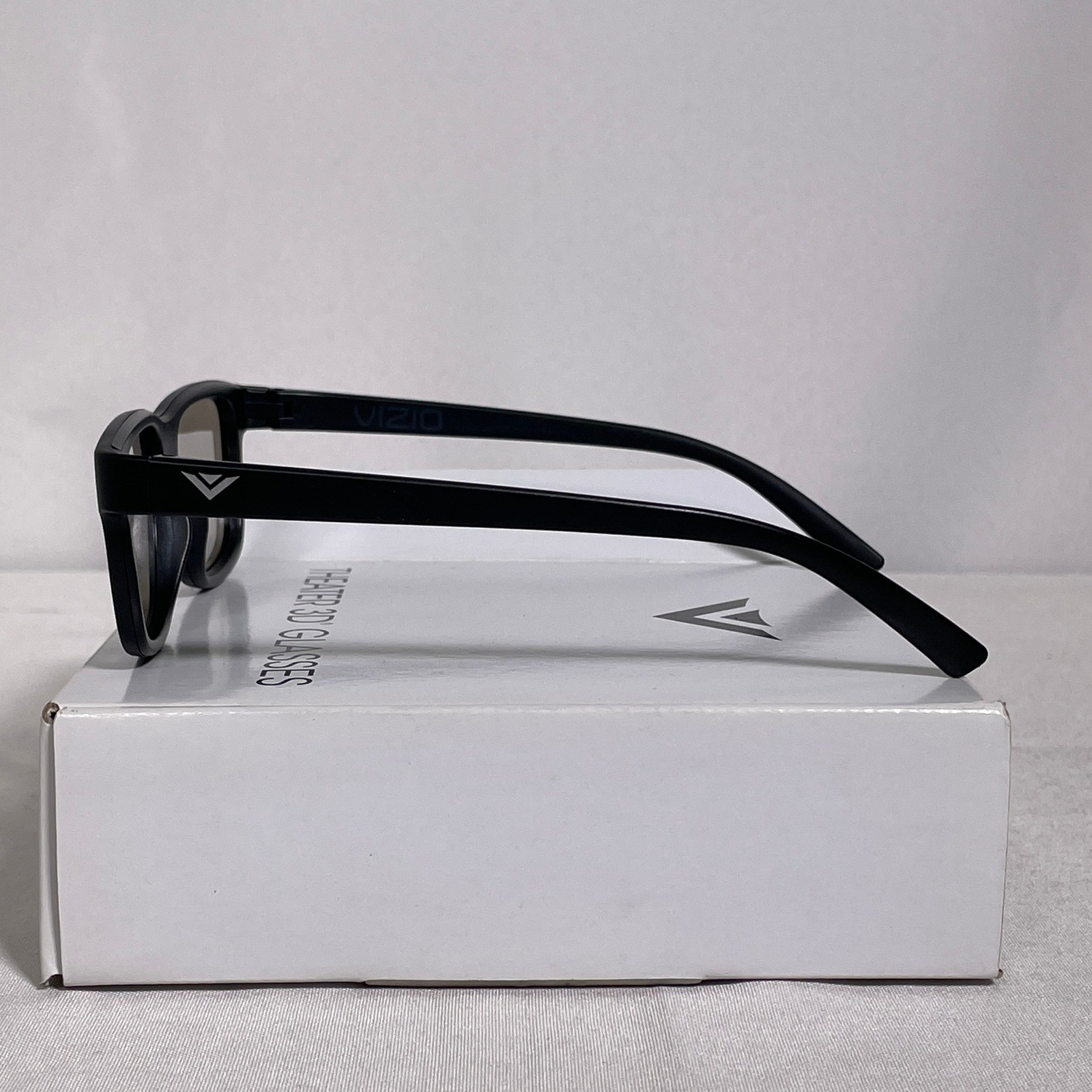Vizio Theater 3D Glasses Black Passive Circular Polarized Rectangular Frame NEW