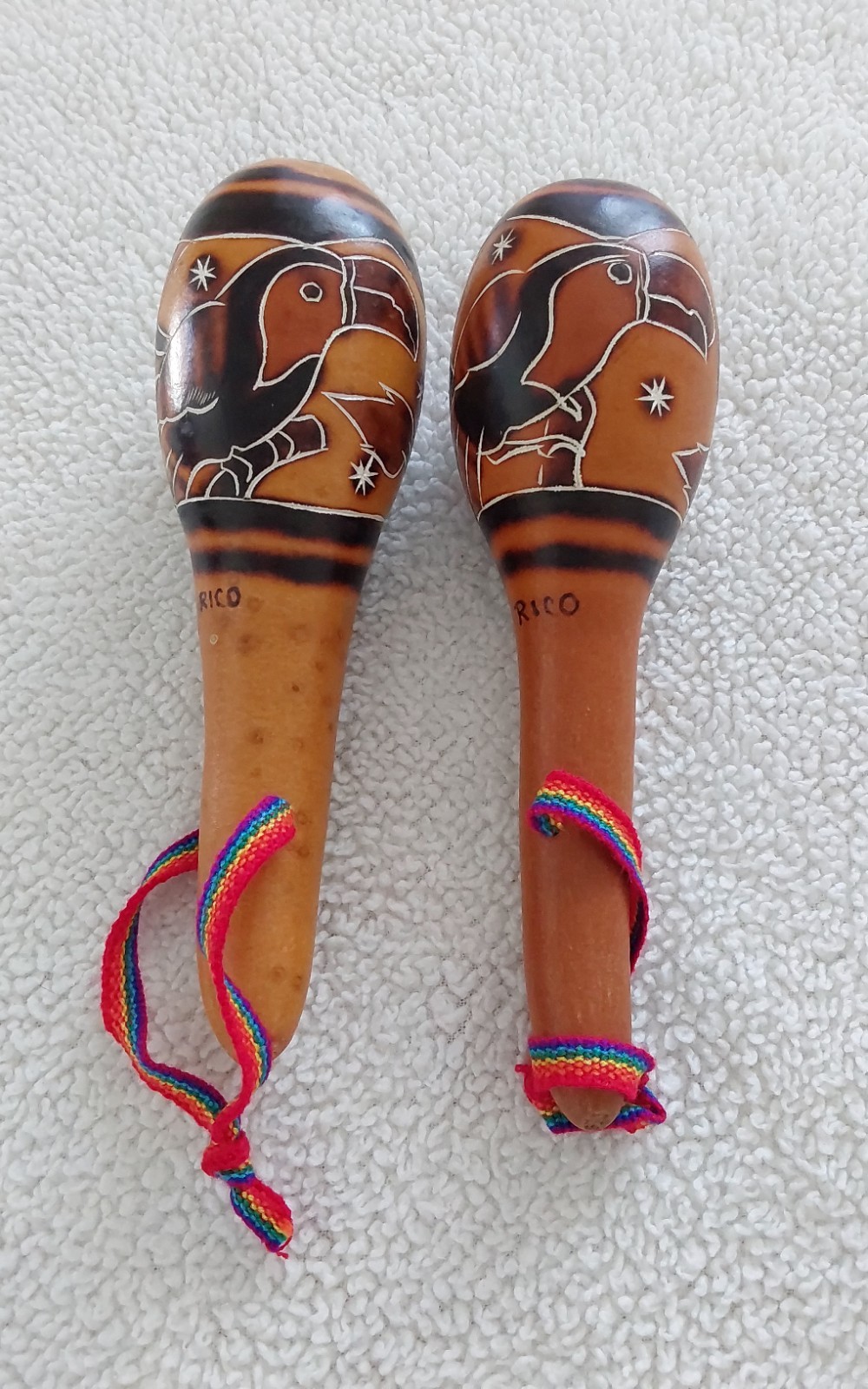 Puerto Rico Wooden Maracas Parrot Print Musical Instrument Hand Made Parranda
