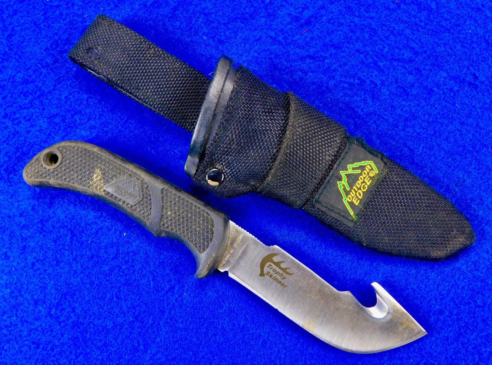 US Trophy Skinner Japan Made Hunting Knife w/ Sheath
