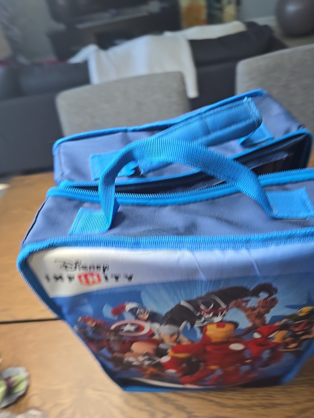 Disney Infinity 2.0 Marvel Super Heroes Carrying Case Suitcase Bag