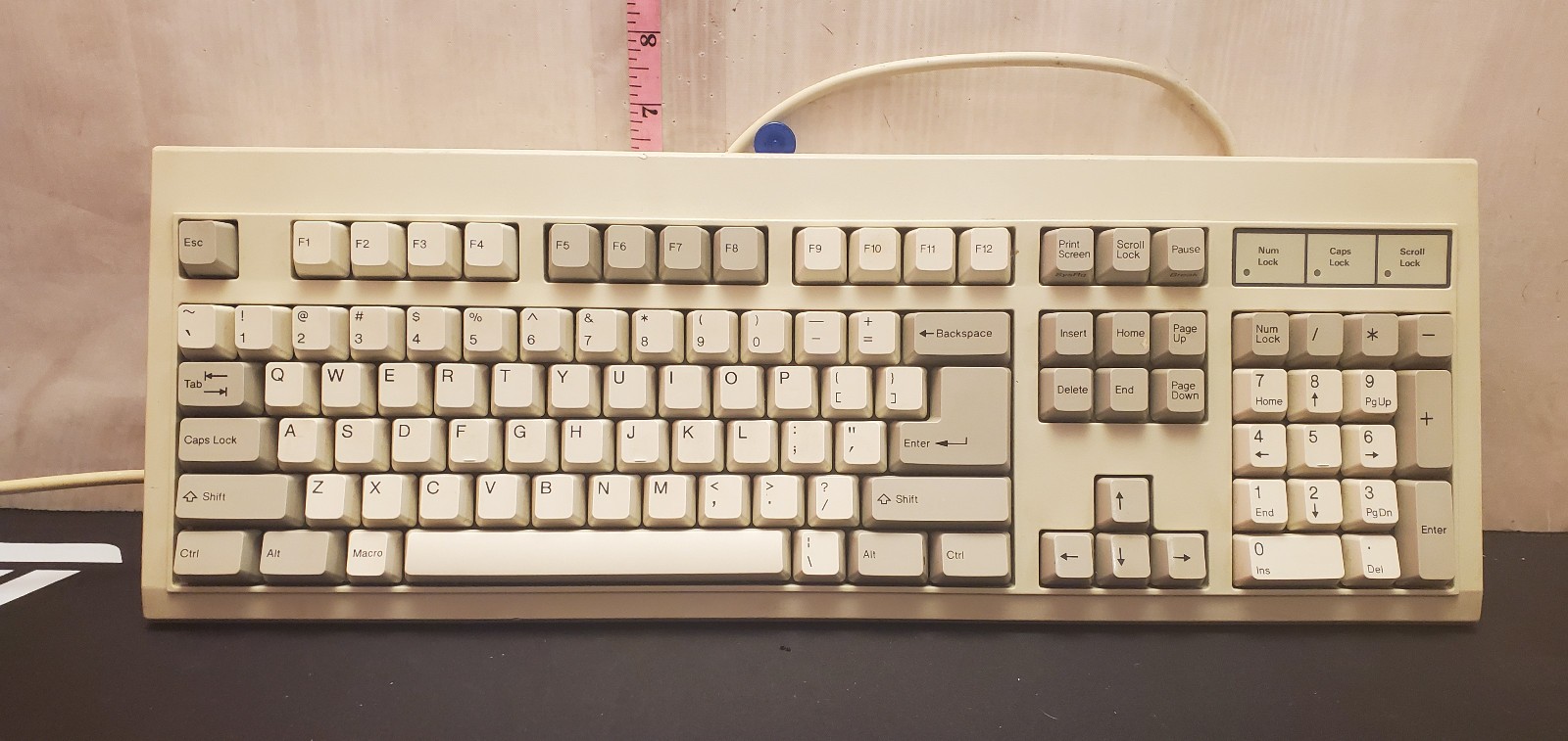 VINTAGE Keyboard KB102M